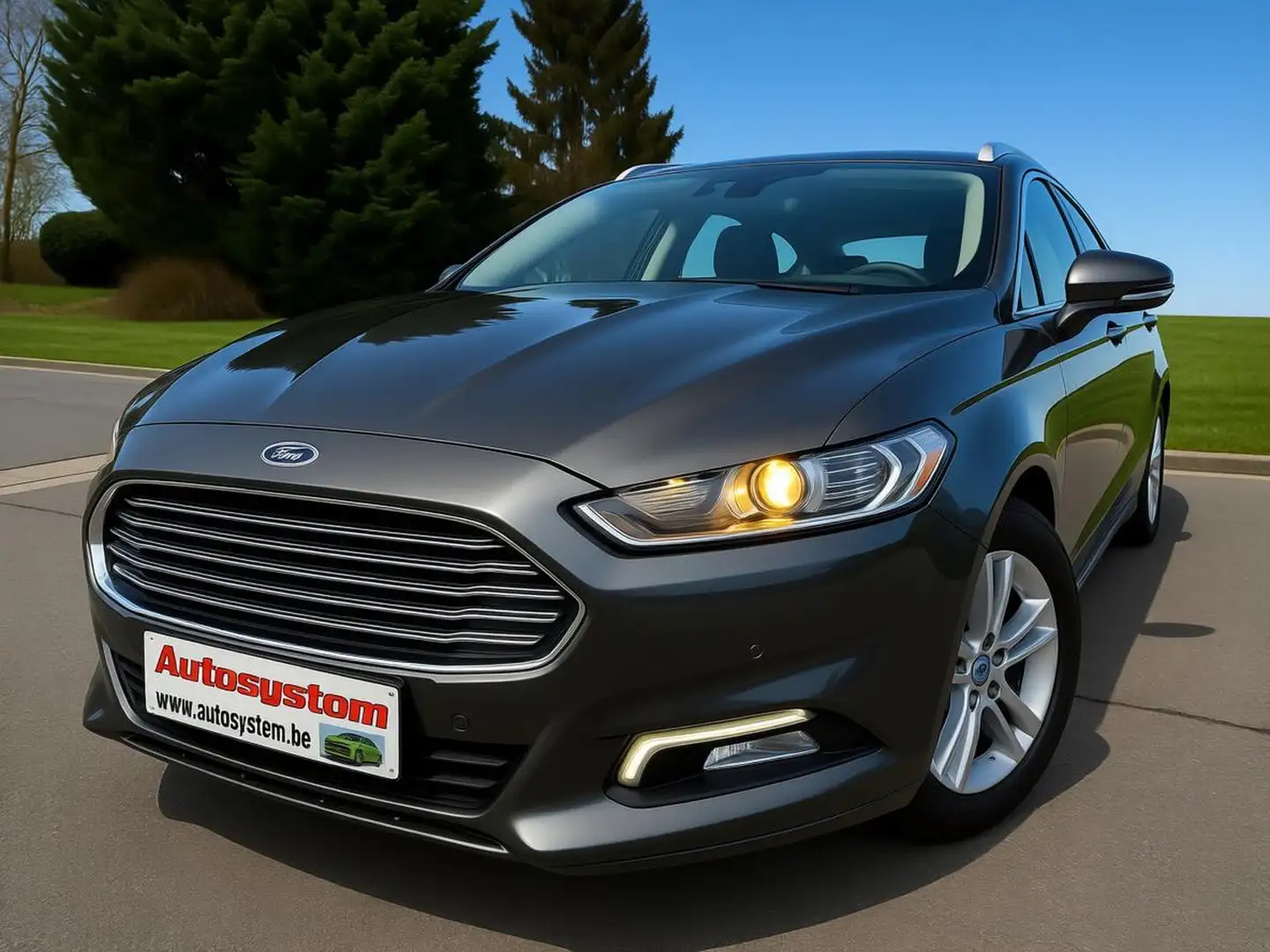 Ford Mondeo Mondeo Clipper 1.5 TDCi ECOnetic*Euro6b*Garantie* Grijs - 1