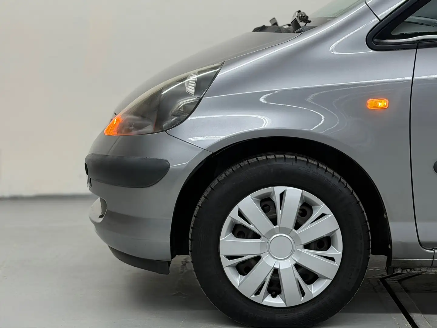 Honda Jazz 1.4 LS Automaat Airco Grau - 2