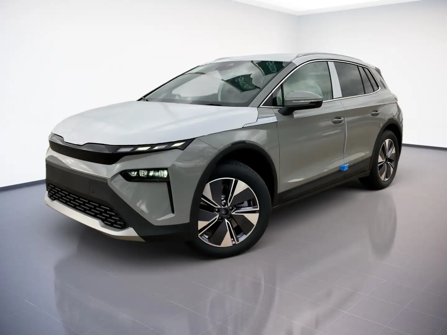 Skoda Elroq 85x Lodge MATRIX.NAV.AHK.AMBIENTE.DRIVERA.KAM.SMAR Grau - 2