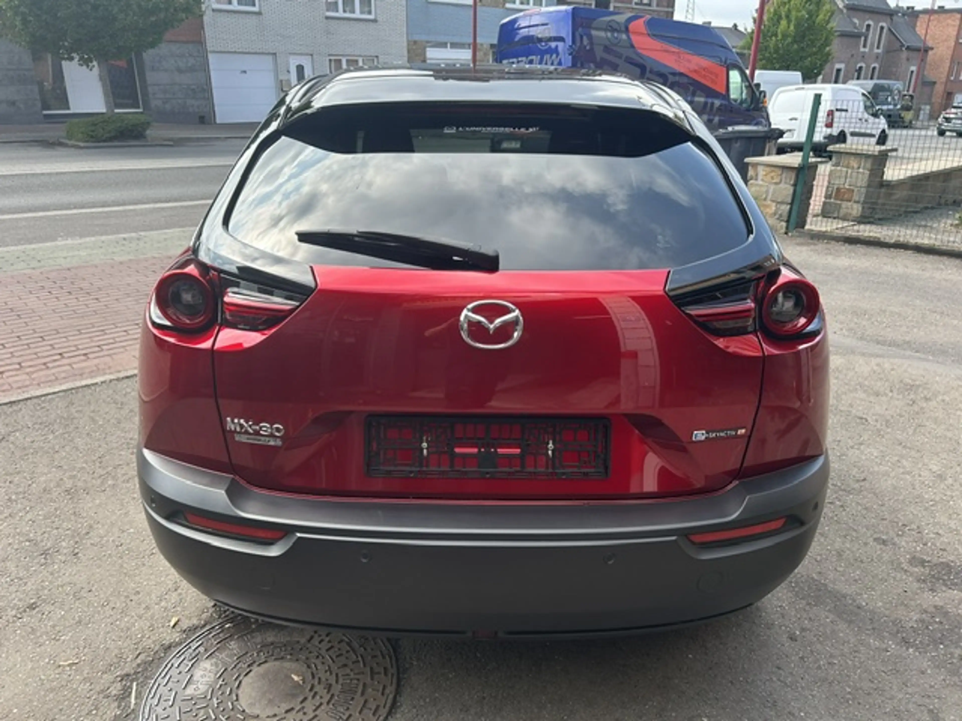 Mazda MX-30 MX-30 17.8 kWh e-SKYACTIV R-EV Makoto (125kW) — photo 7