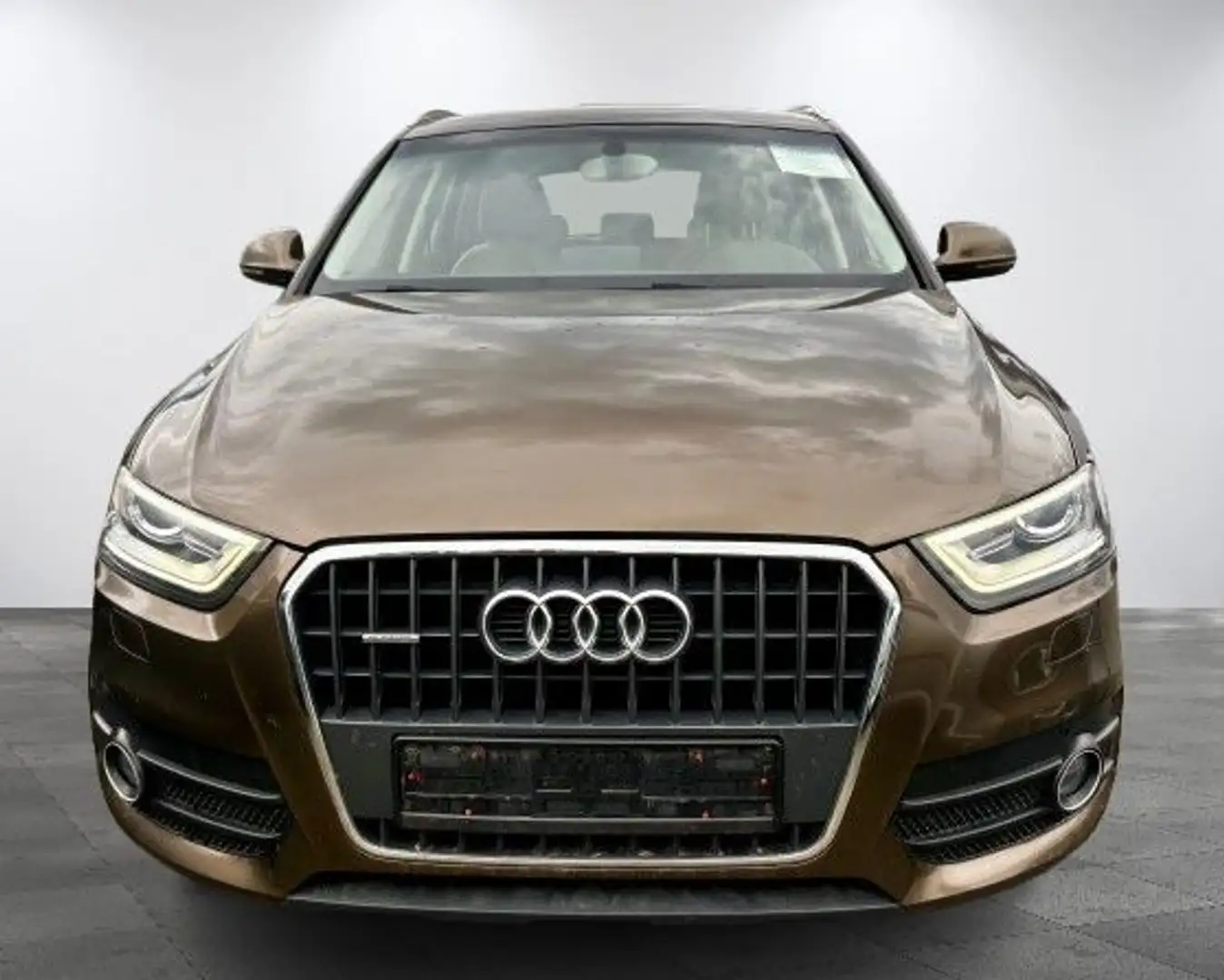 Audi Q3 2.0 TDI quattro*BIXENON*AHK*PDC*TEMPOMAT*SHZ* Marrón - 1