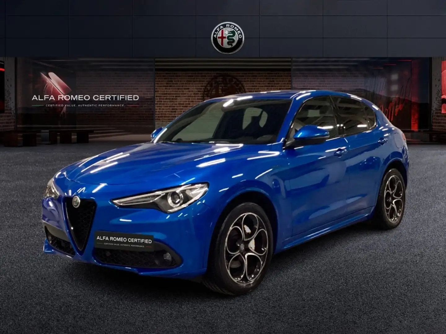 Alfa Romeo Stelvio 2.2 D TURBO 154KW VELOCE AUTO 4WD 5P Blauw - 1