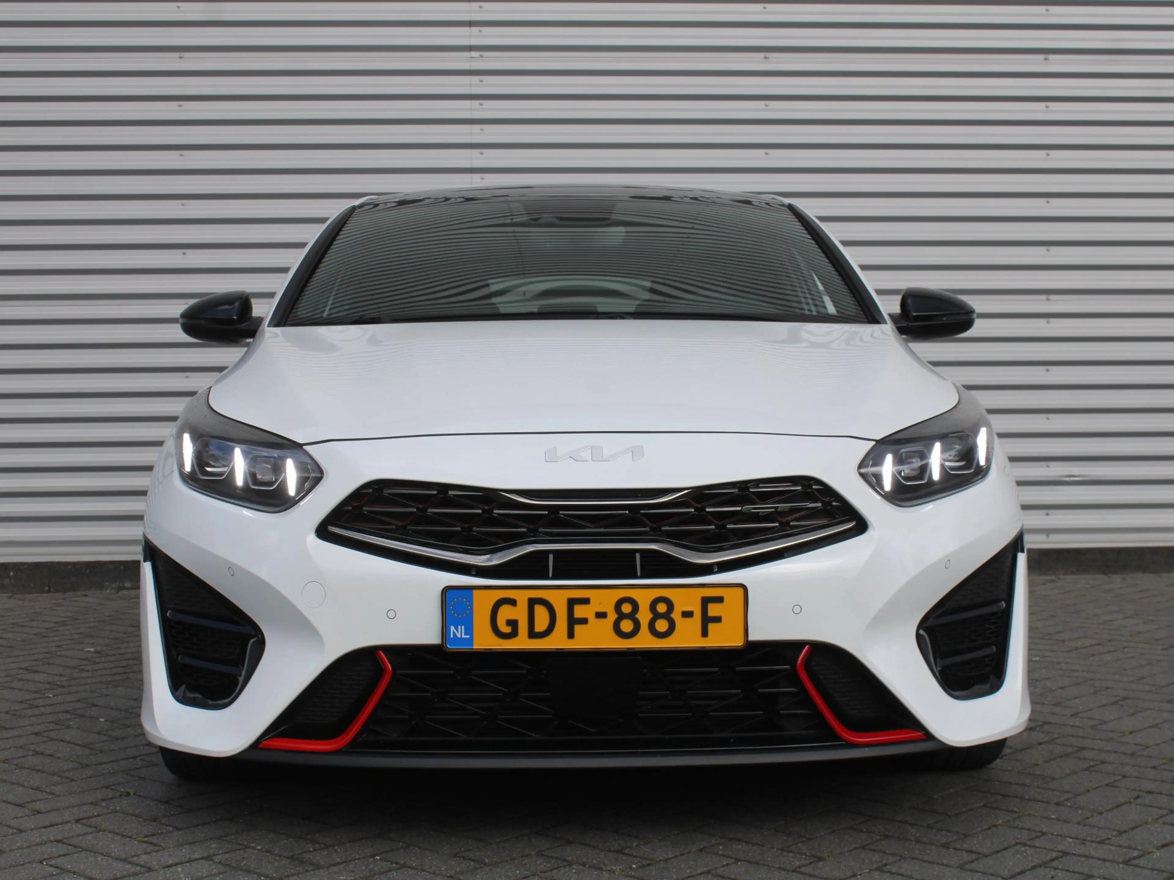 Kia ProCeed / pro_cee'd 1.6 T-GDI GT | 18" LM | Airco | Cruise | Navi | Ca — photo 2