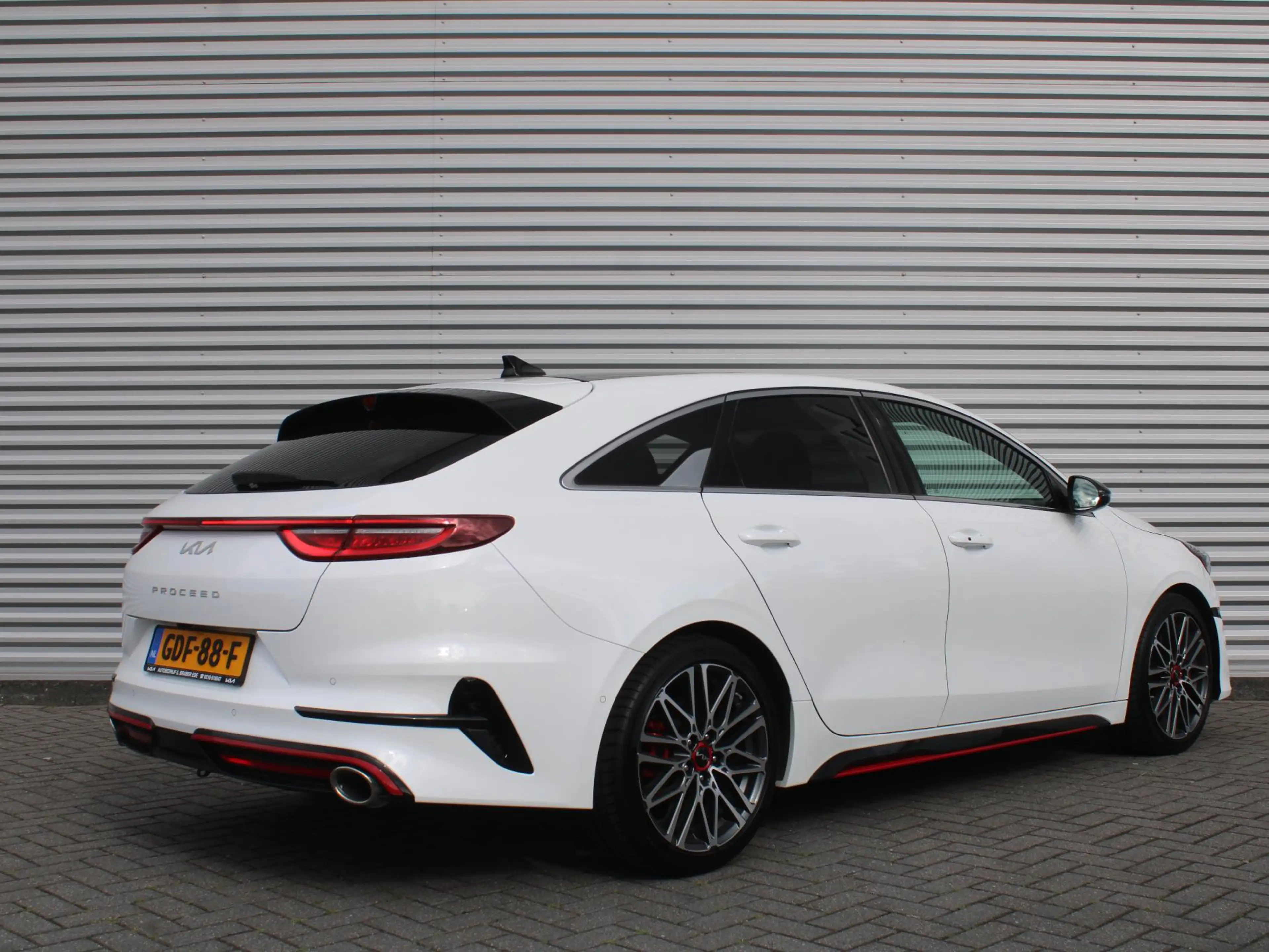 Kia ProCeed / pro_cee'd 1.6 T-GDI GT | 18" LM | Airco | Cruise | Navi | Ca — photo 4