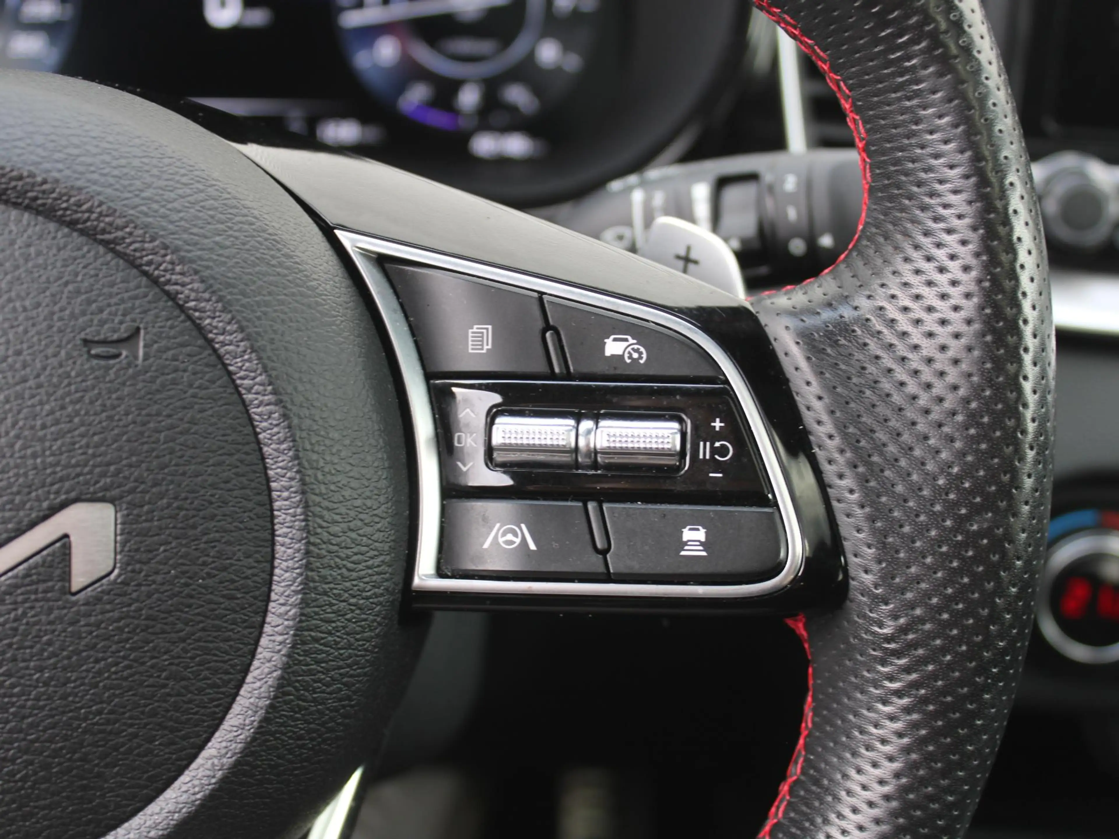 Kia ProCeed / pro_cee'd 1.6 T-GDI GT | 18" LM | Airco | Cruise | Navi | Ca — photo 14