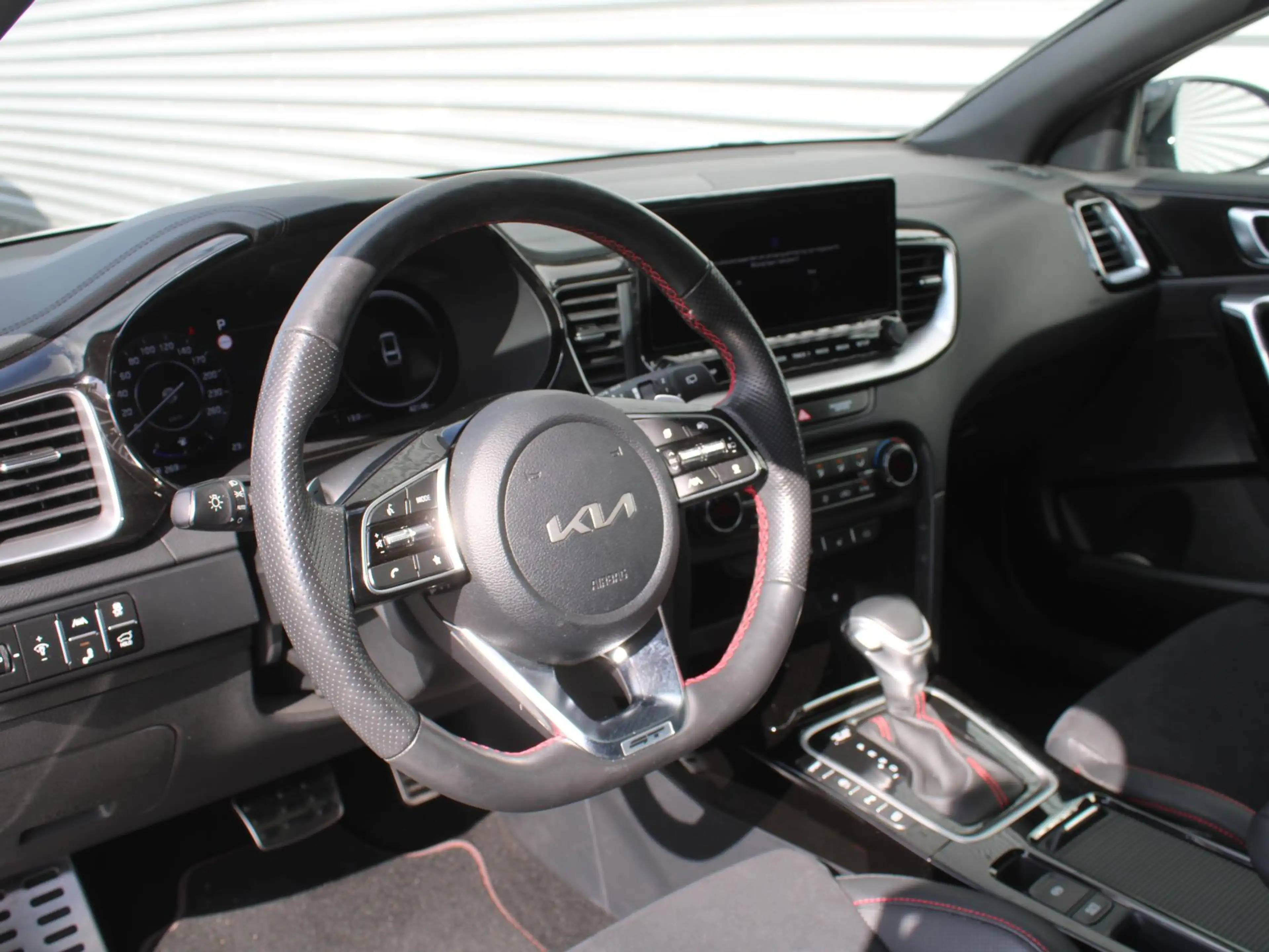 Kia ProCeed / pro_cee'd 1.6 T-GDI GT | 18" LM | Airco | Cruise | Navi | Ca — photo 29