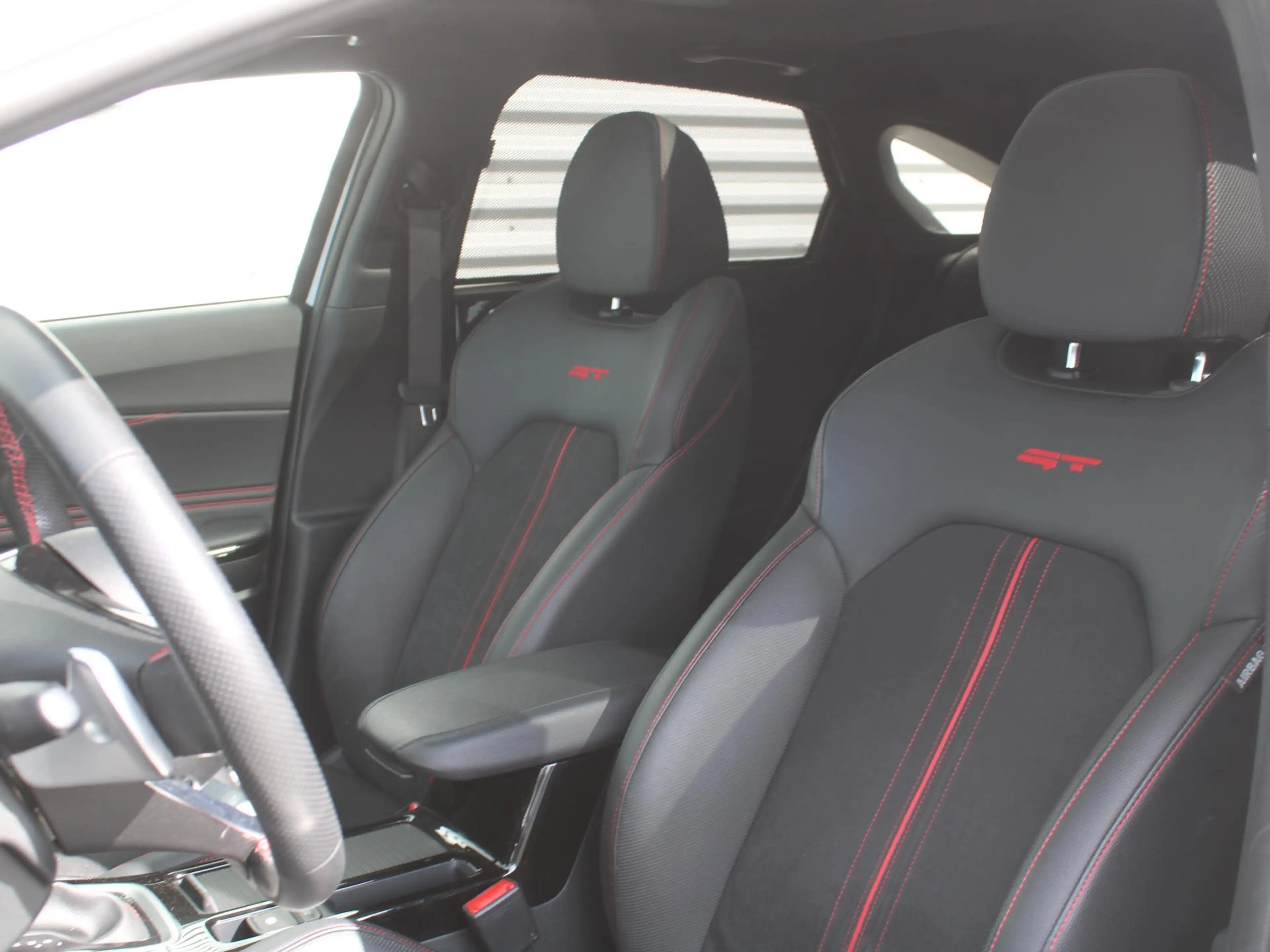 Kia ProCeed / pro_cee'd 1.6 T-GDI GT | 18" LM | Airco | Cruise | Navi | Ca — photo 32