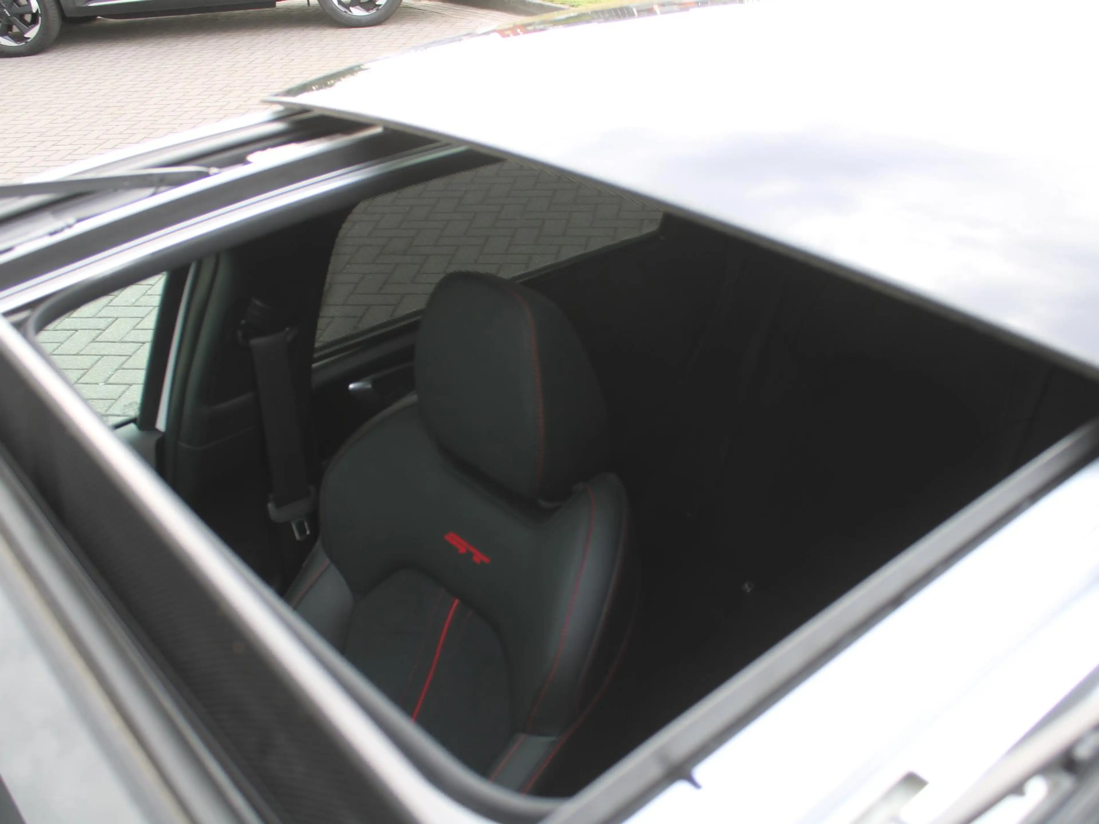 Kia ProCeed / pro_cee'd 1.6 T-GDI GT | 18" LM | Airco | Cruise | Navi | Ca — photo 31