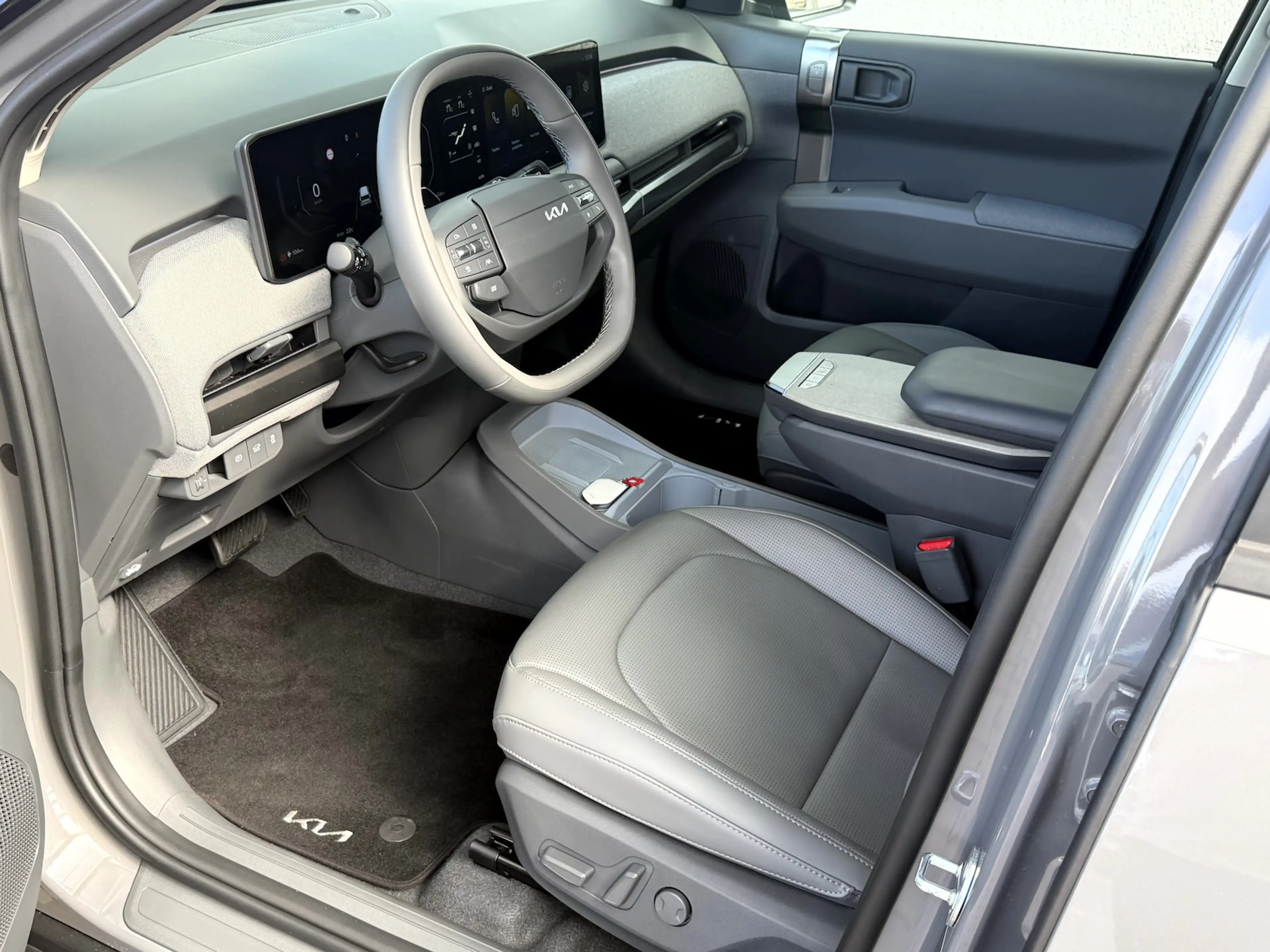 Kia EV3 81.4 EARTH | WIC | BUS | UPG | DWP | SND|19Z — photo 8