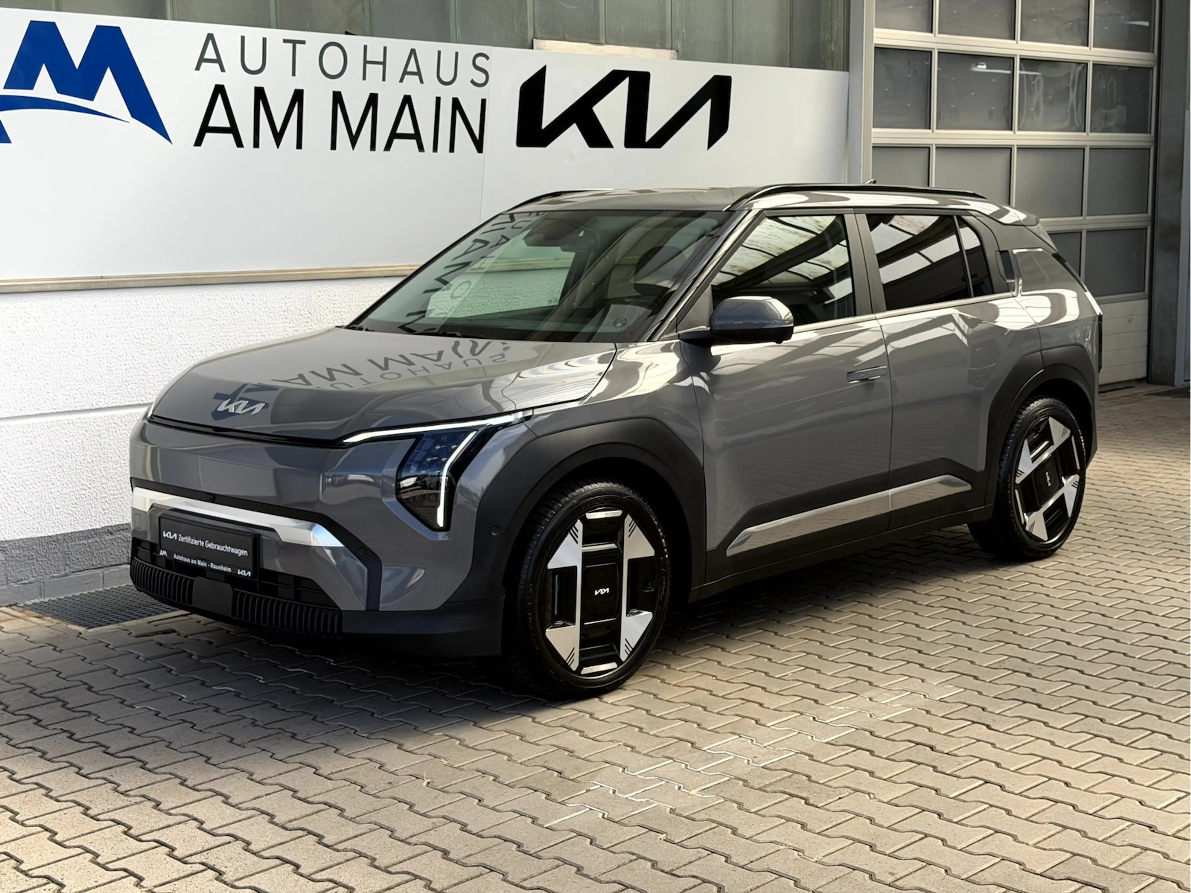 Kia EV3 81.4 EARTH | WIC | BUS | UPG | DWP | SND|19Z — photo 2