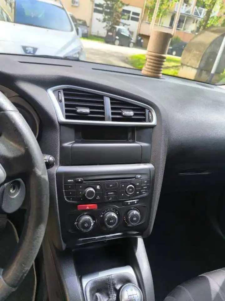 Citroen C4 Berline — photo 2