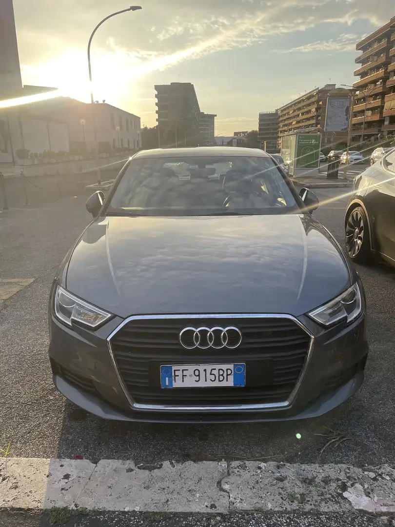 Audi A3 A3 III 2016, 1.6 tdi 110cv s-tronic Grigio - 1