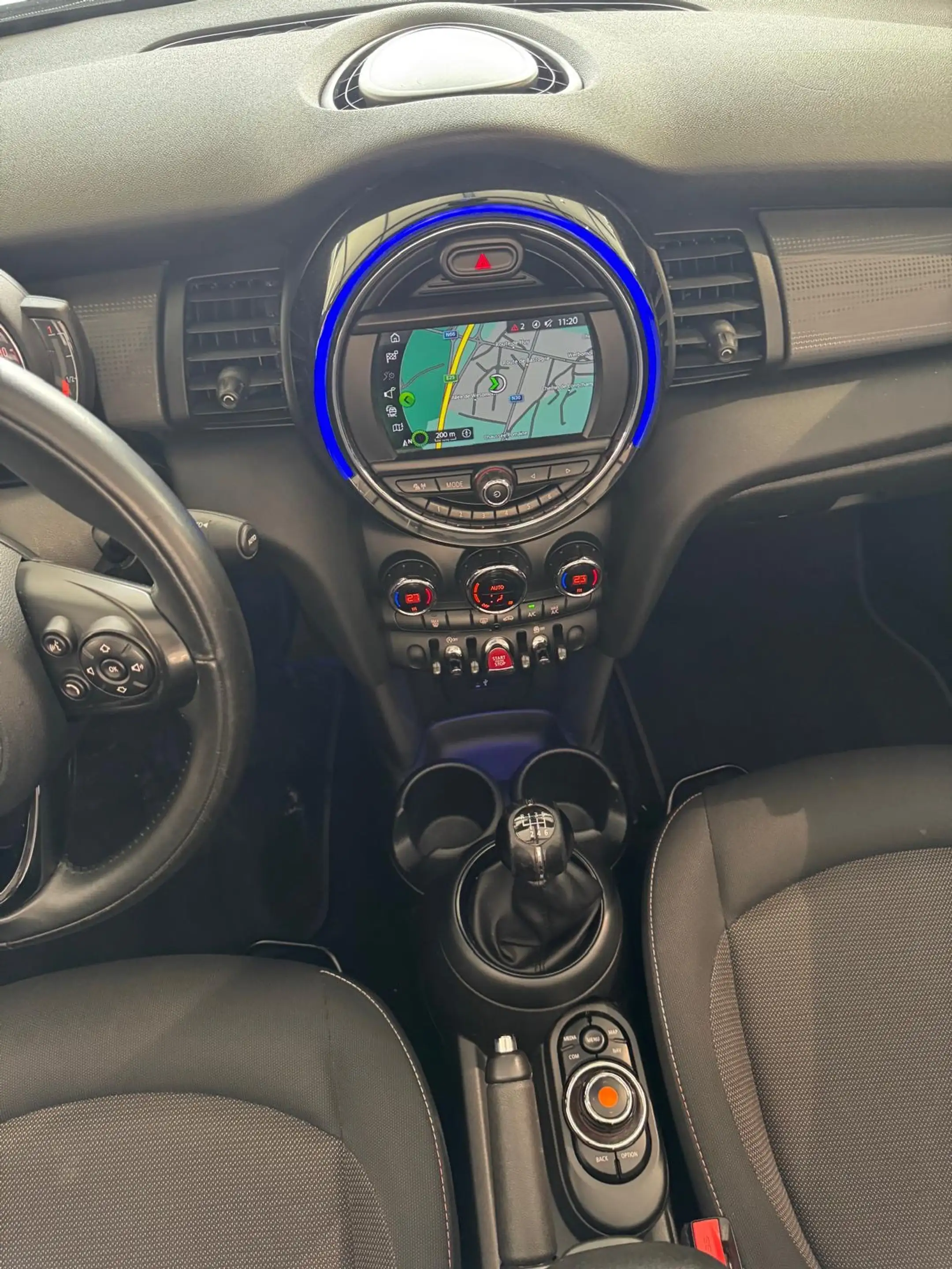 MINI Cooper Cabrio Mini Cabriolet 1.5 Cooper — photo 12