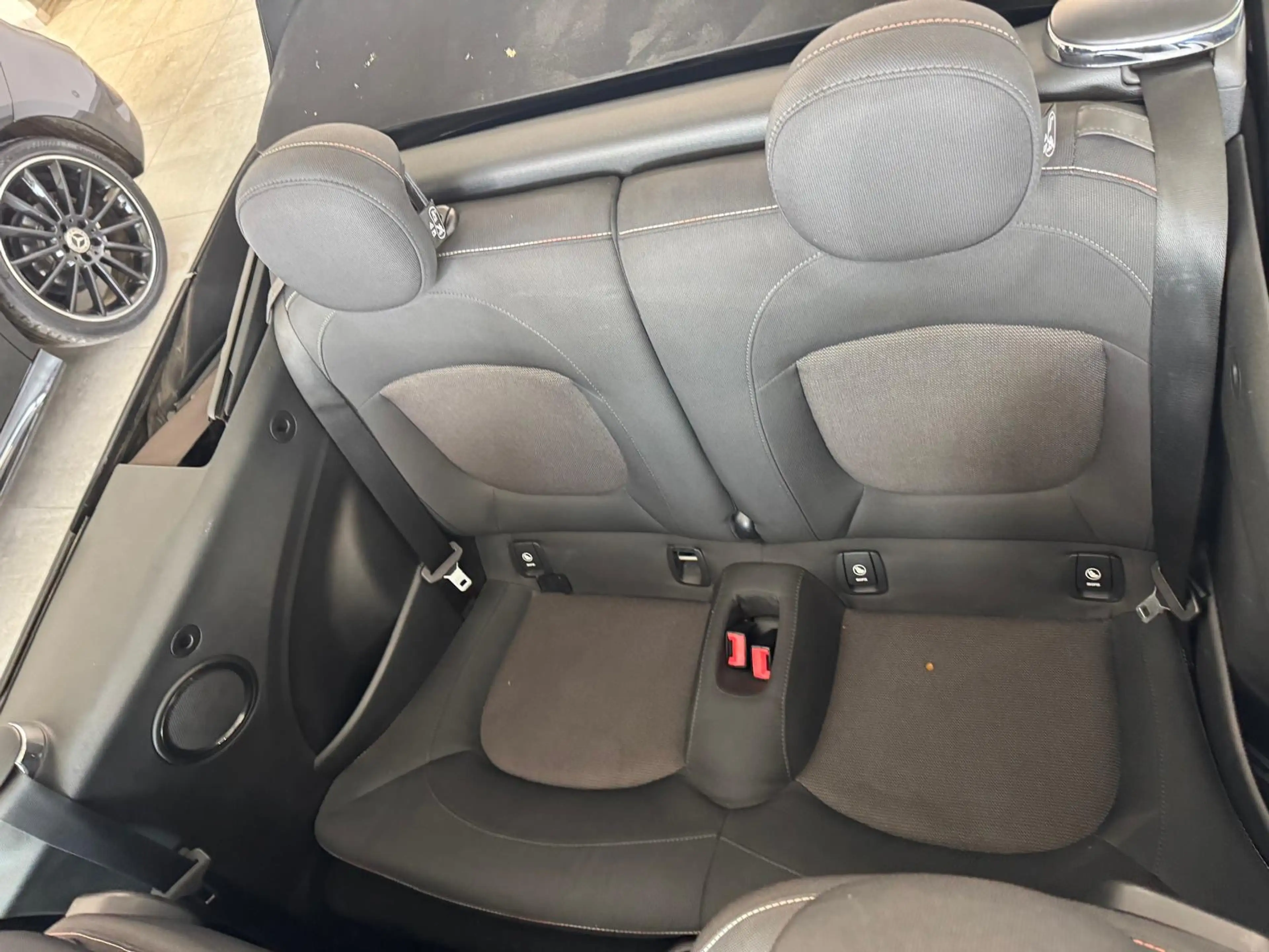 MINI Cooper Cabrio Mini Cabriolet 1.5 Cooper — photo 14