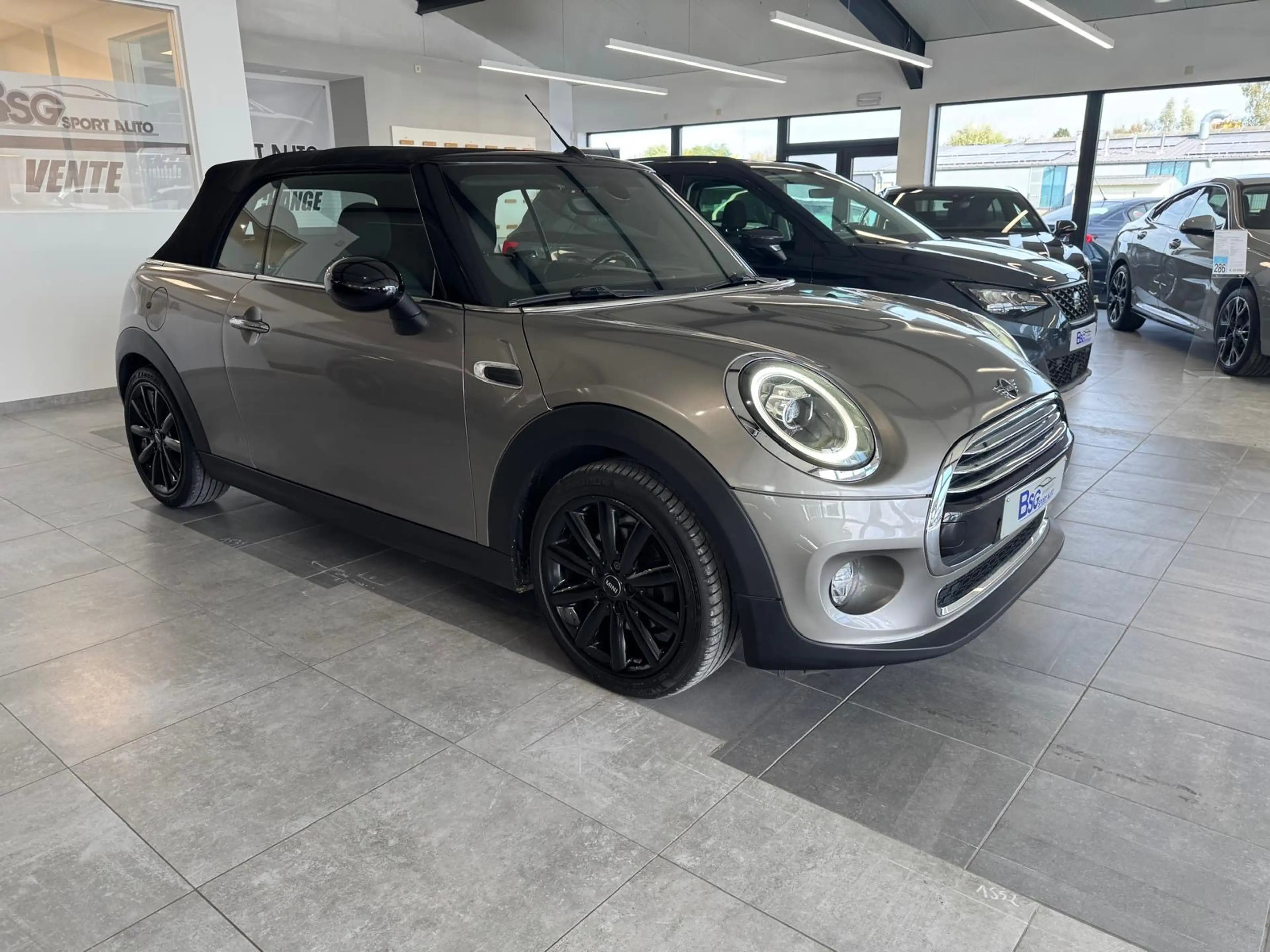 MINI Cooper Cabrio Mini Cabriolet 1.5 Cooper — photo 3