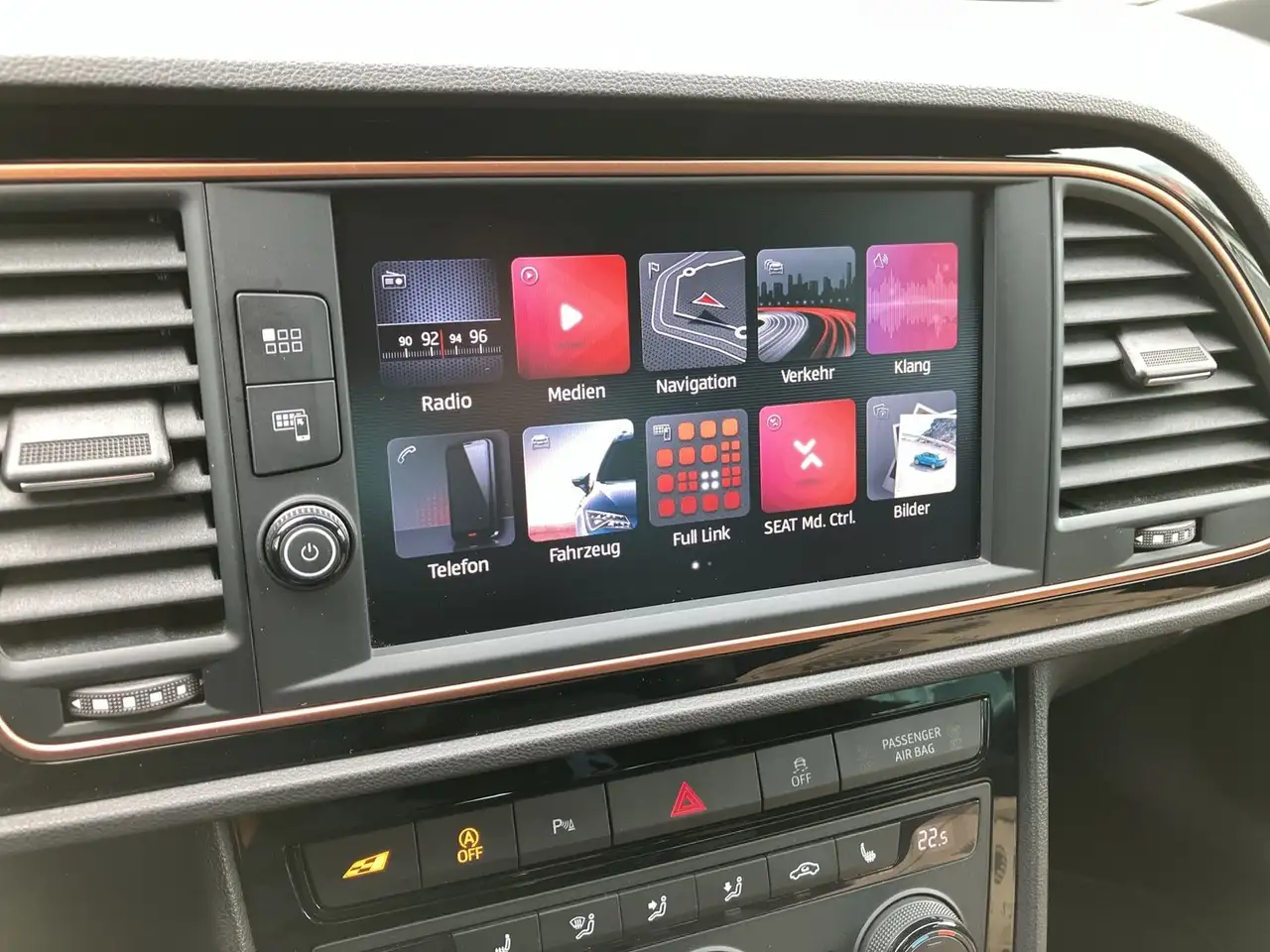 SEAT LEON CUPRA R 310 TSI 310 ch AVANT BVM - CAMÉRA D'AIDE AU STATIONNEMENT - VOLANT EN CUIR