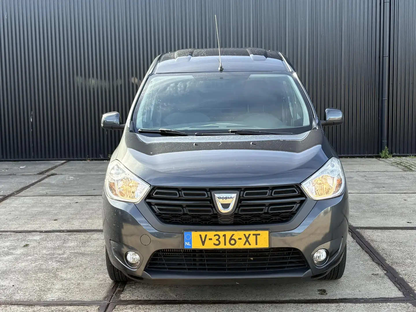 Dacia Dokker 1.5 dCi 90 Solid | STOELVERWARMING | BLUETOOTH | A Gris - 2