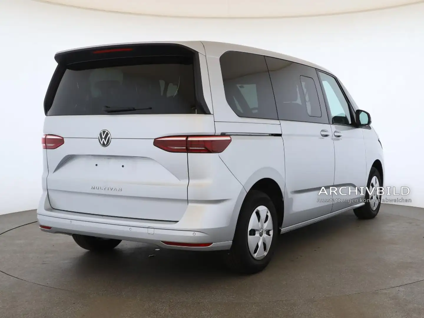 Volkswagen T7 Multivan 2.0 TDI NAVI AHK PANO SHZ PDC Silber - 2