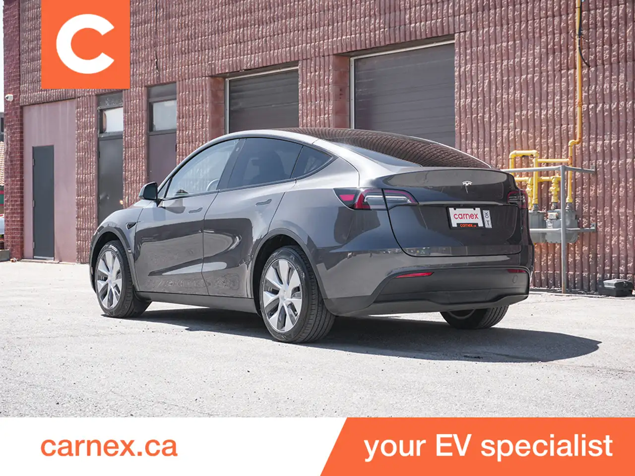Tesla Model Y photo Tesla Model Y