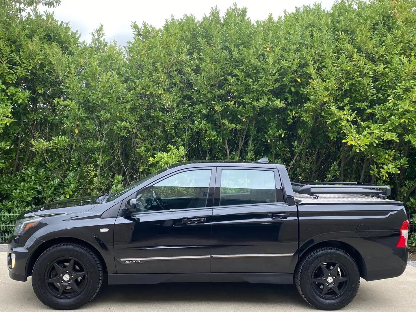 SsangYong Actyon 2.0 Turbo Xdi 4WD / CARNET/ AIRCO / GARANTIE!!! Zwart - 2