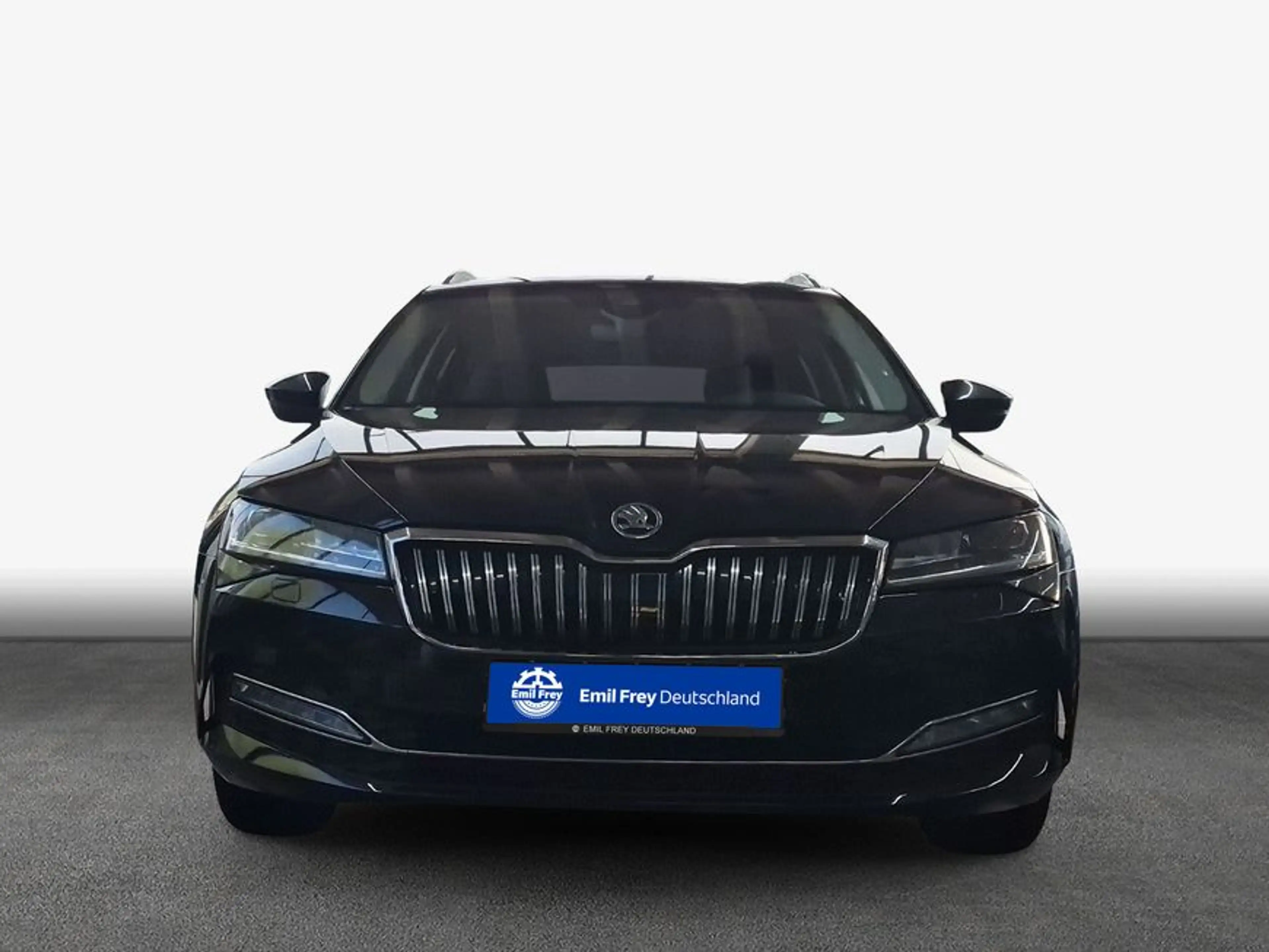 Skoda Superb Combi 2.0 TDI DSG Style — photo 3