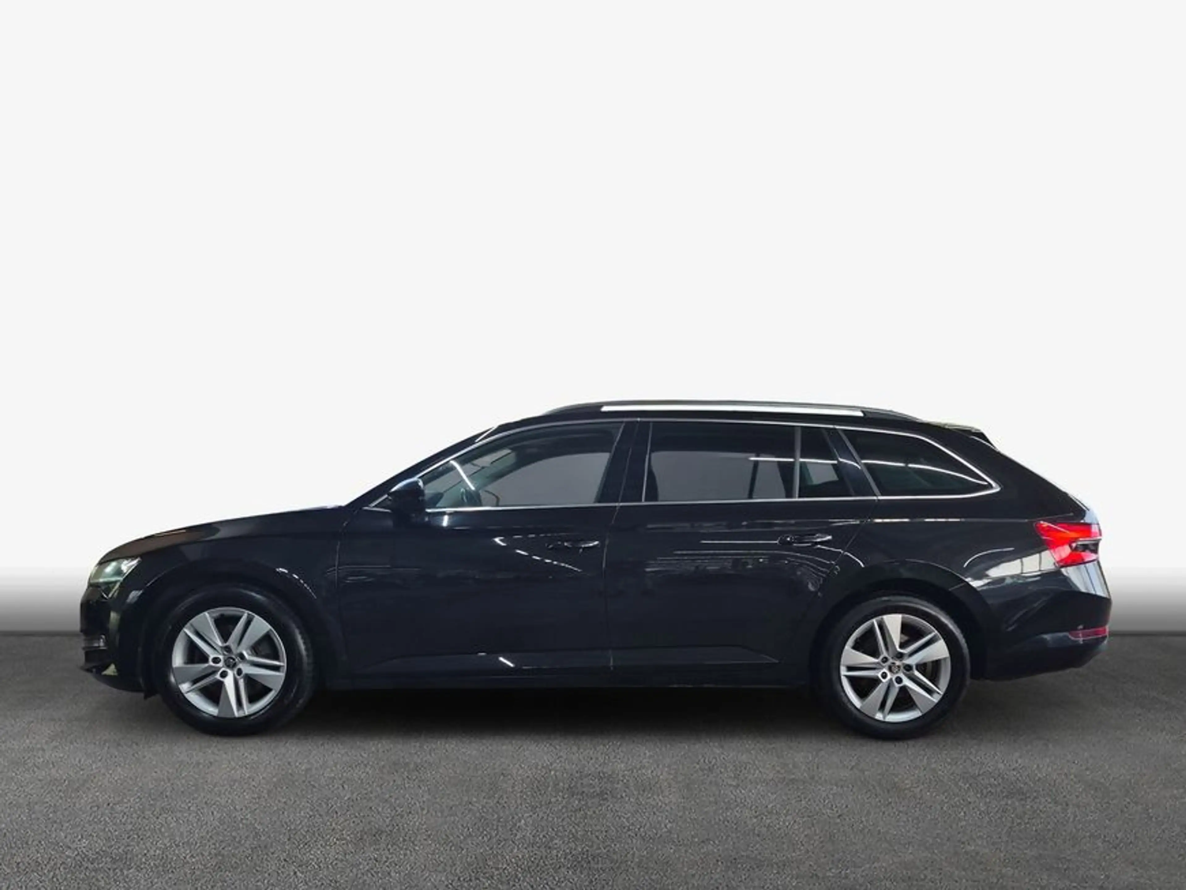Skoda Superb Combi 2.0 TDI DSG Style — photo 4