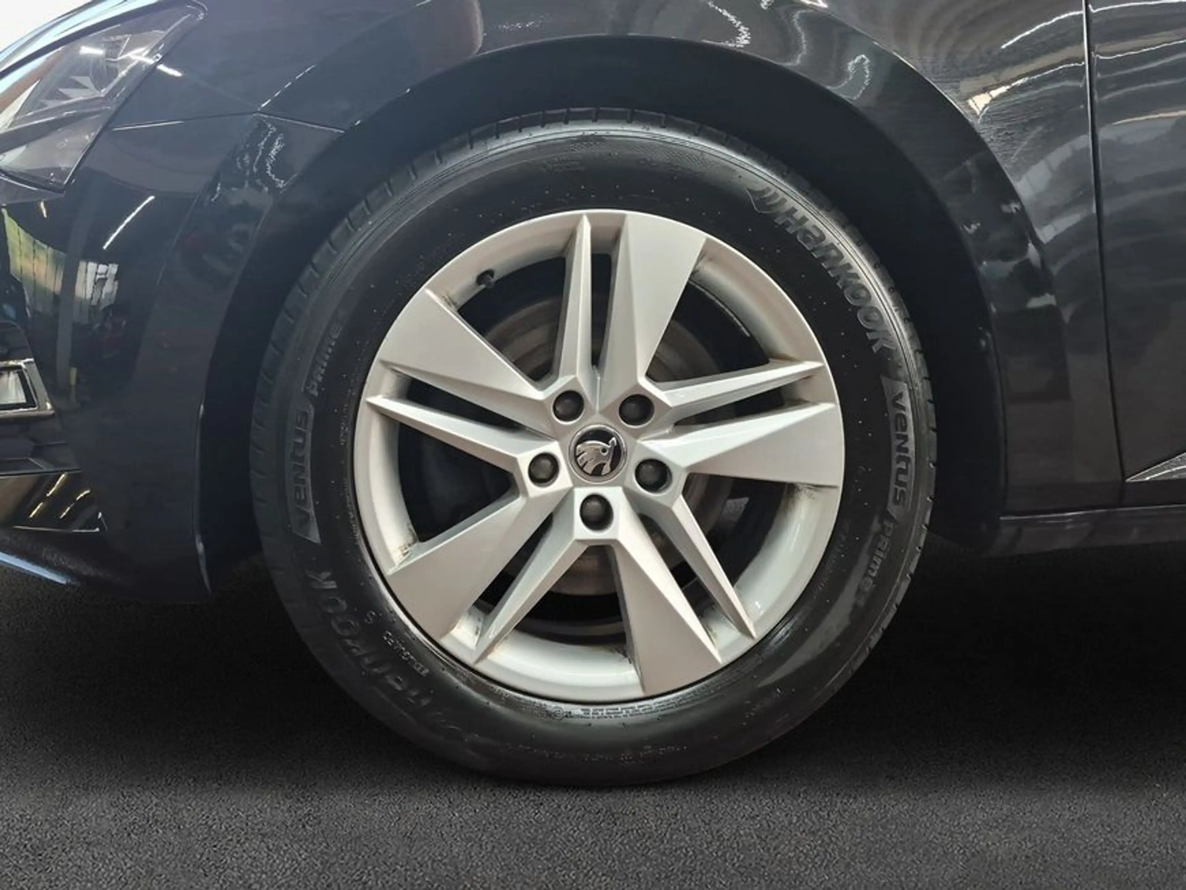 Skoda Superb Combi 2.0 TDI DSG Style — photo 7