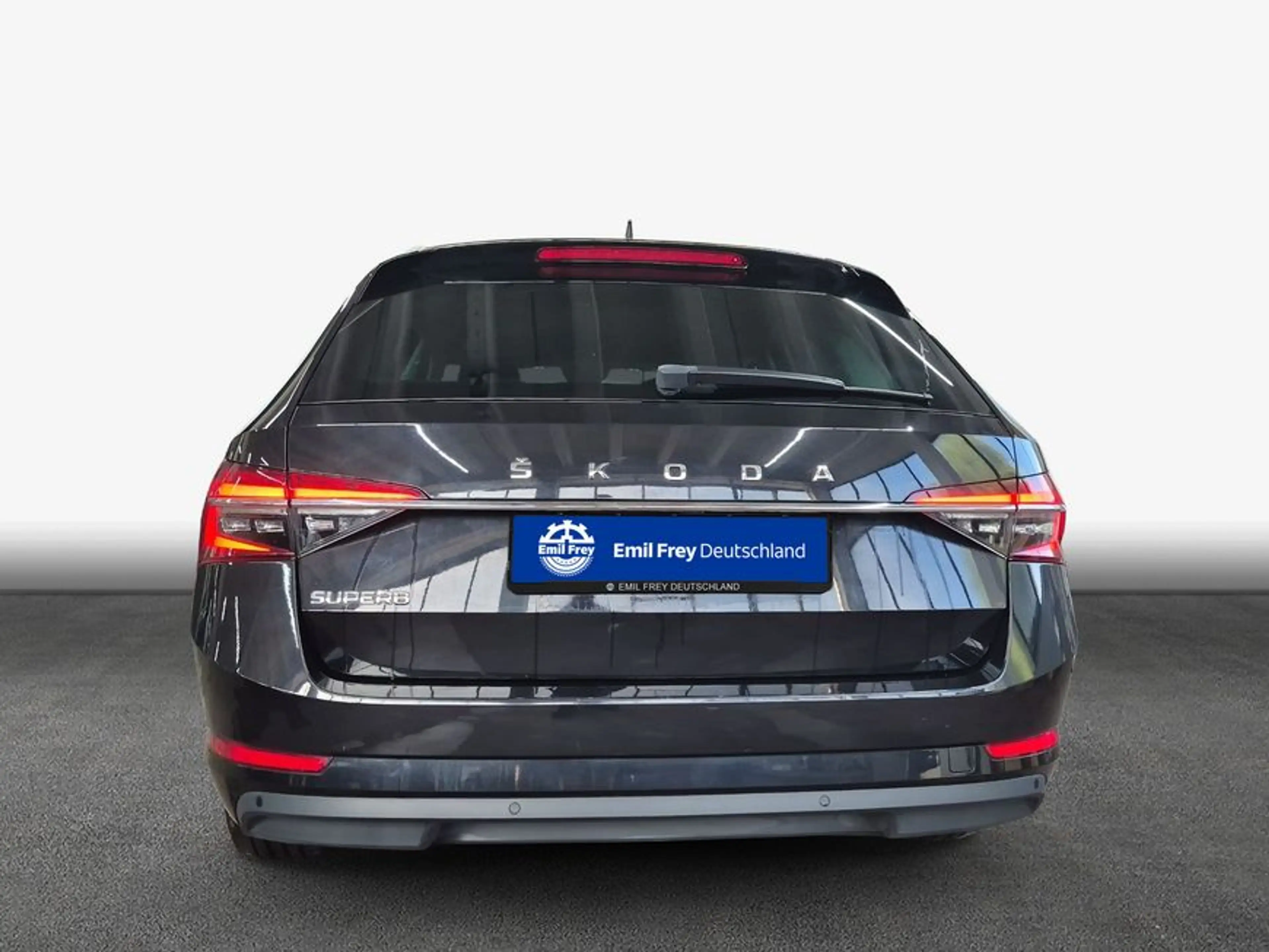 Skoda Superb Combi 2.0 TDI DSG Style — photo 5
