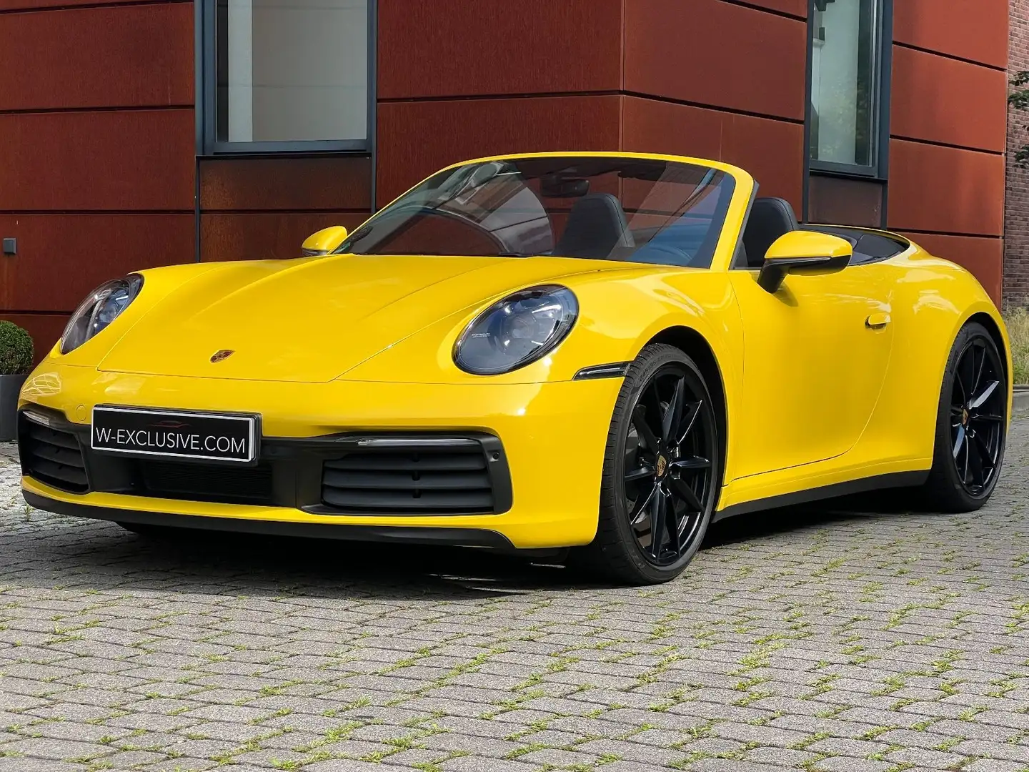 Porsche 992 Carrera Cabriolet, BOSE, Sportausp. Serv.Neu Sarı - 2