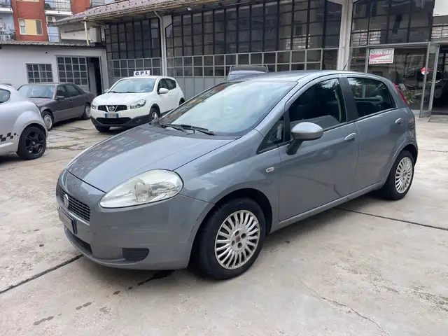 Fiat Grande Punto Grande Punto III 2005 5p 1.2 Dynamic 65cv