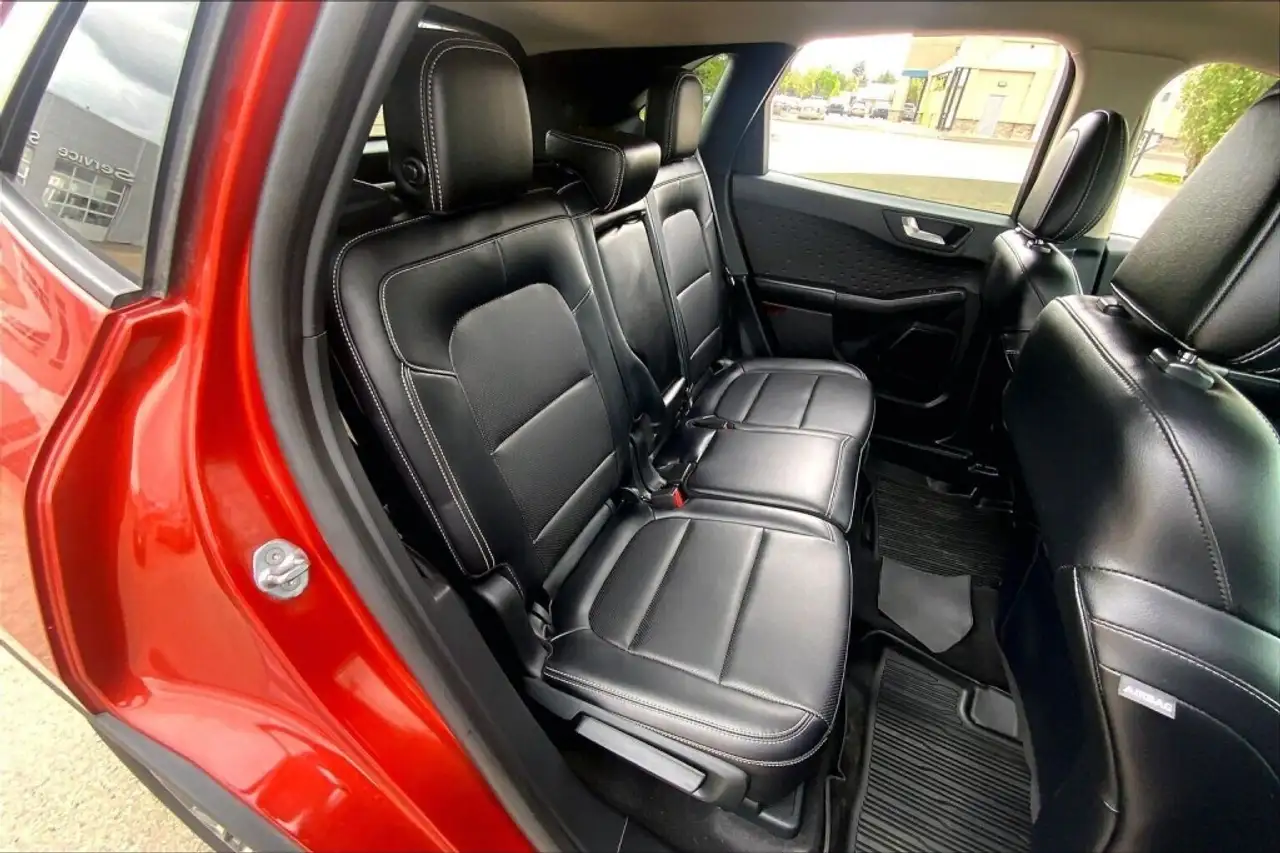 Ford Escape снимка Ford Escape