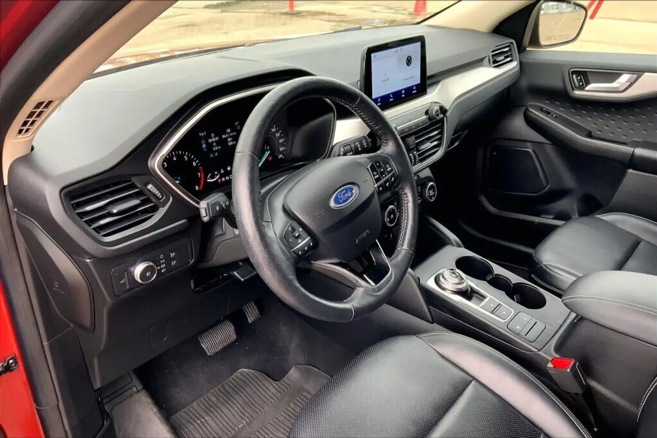 Ford Escape снимка Ford Escape