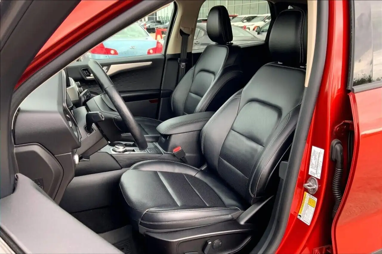 Ford Escape снимка Ford Escape