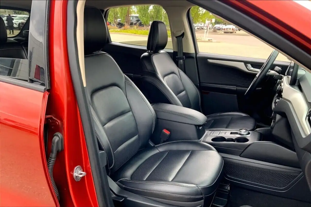 Ford Escape снимка Ford Escape
