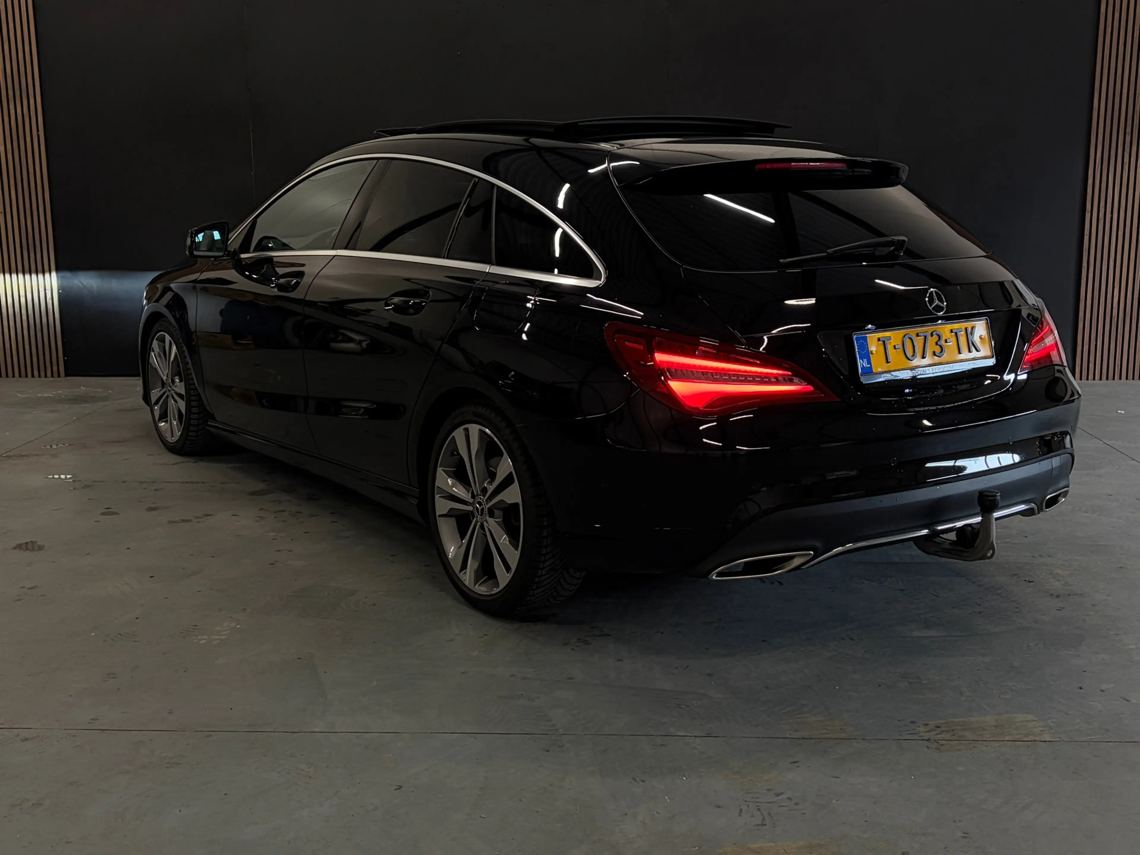 Mercedes-Benz CLA 180 Shooting Brake Prestige Automaat Pano Sfeer Trekha — photo 5