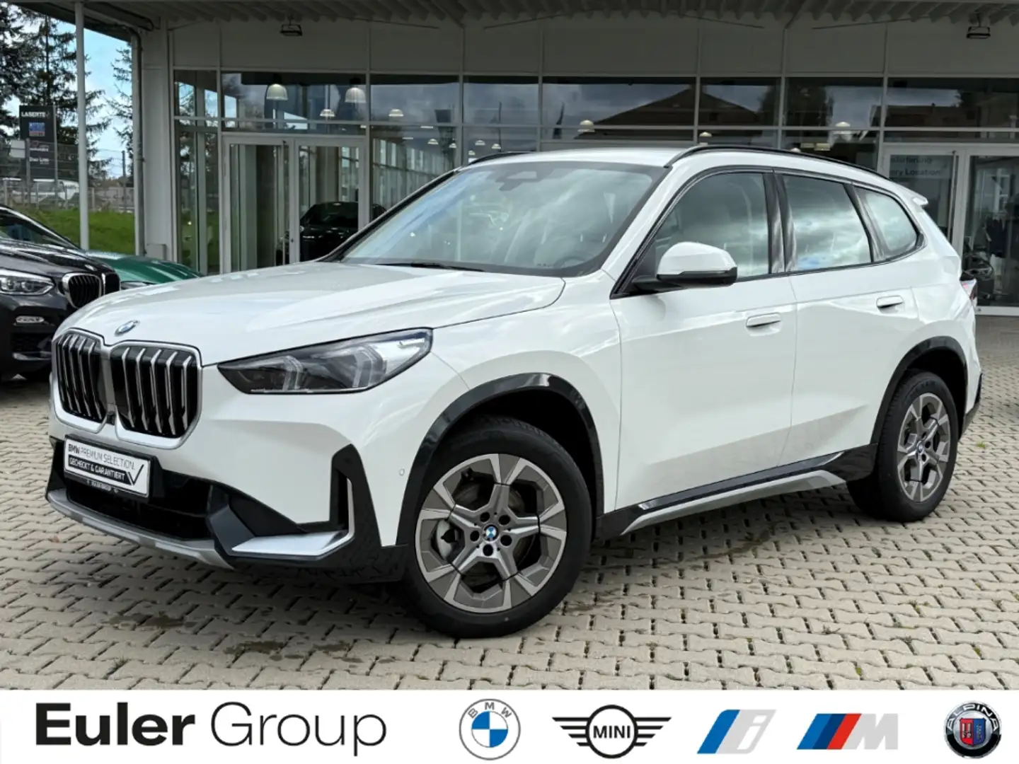BMW X1 xDrive20d xLine 18'' AHK el.Sportsitze H/K HUD LCP Weiß - 1