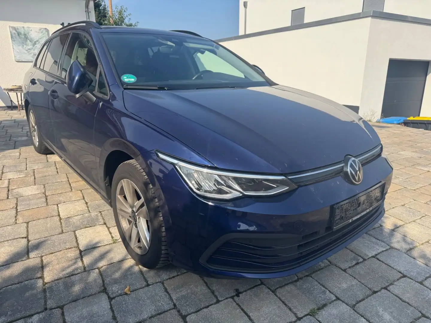 Volkswagen Golf VIII 2.0 TDi Var.Life Navi Klima Scheckheft Blau - 1