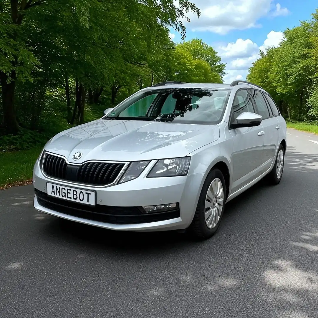 Skoda Octavia Ambition Silber - 1
