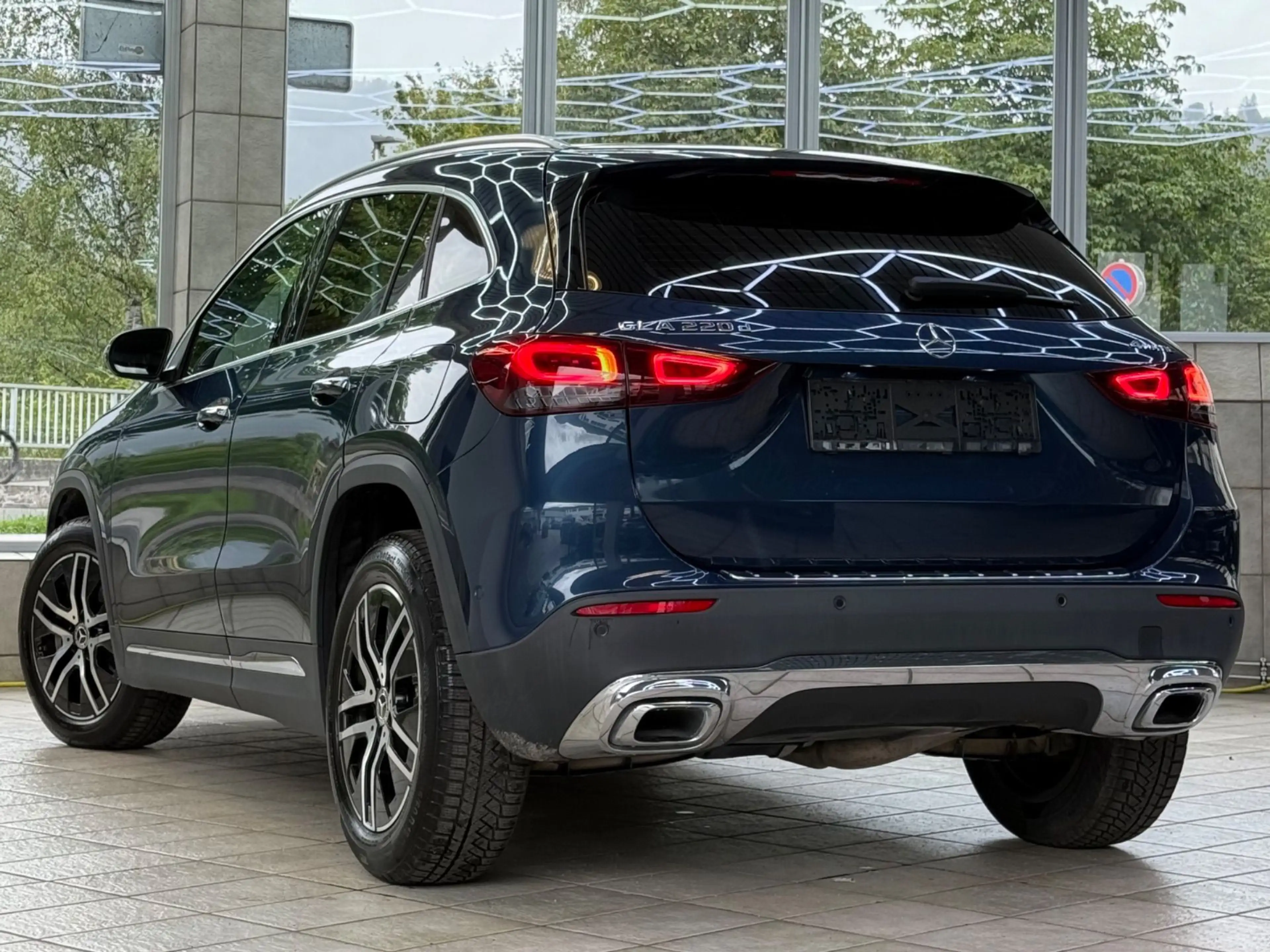 Mercedes-Benz GLA 220 d 4MATIC *AMBIENTE*SHZ*NEUWERTIG — photo 5