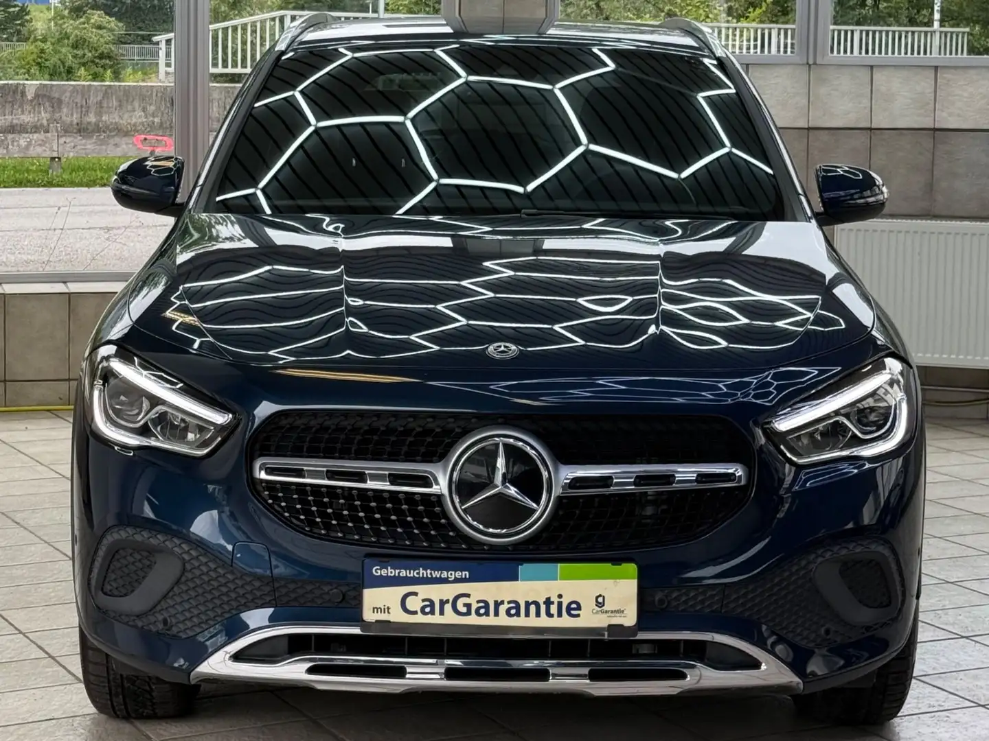 Mercedes-Benz GLA 220 d 4MATIC *AMBIENTE*SHZ*NEUWERTIG Blau - 2