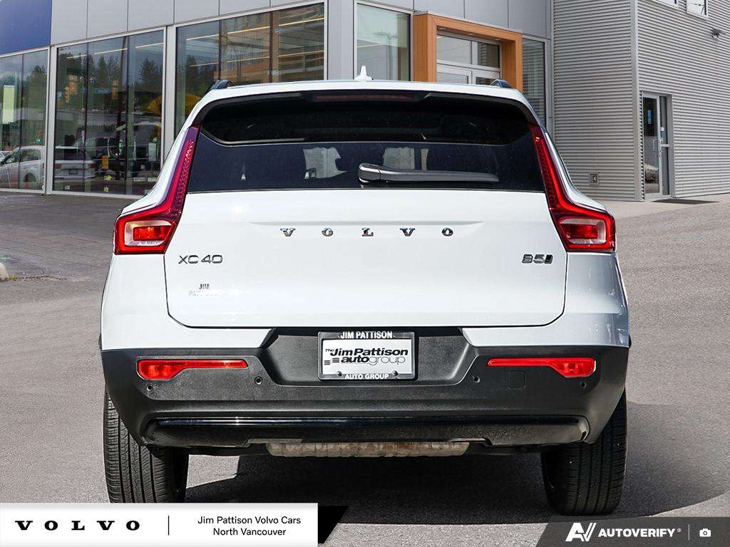 2026 Volvo XC40