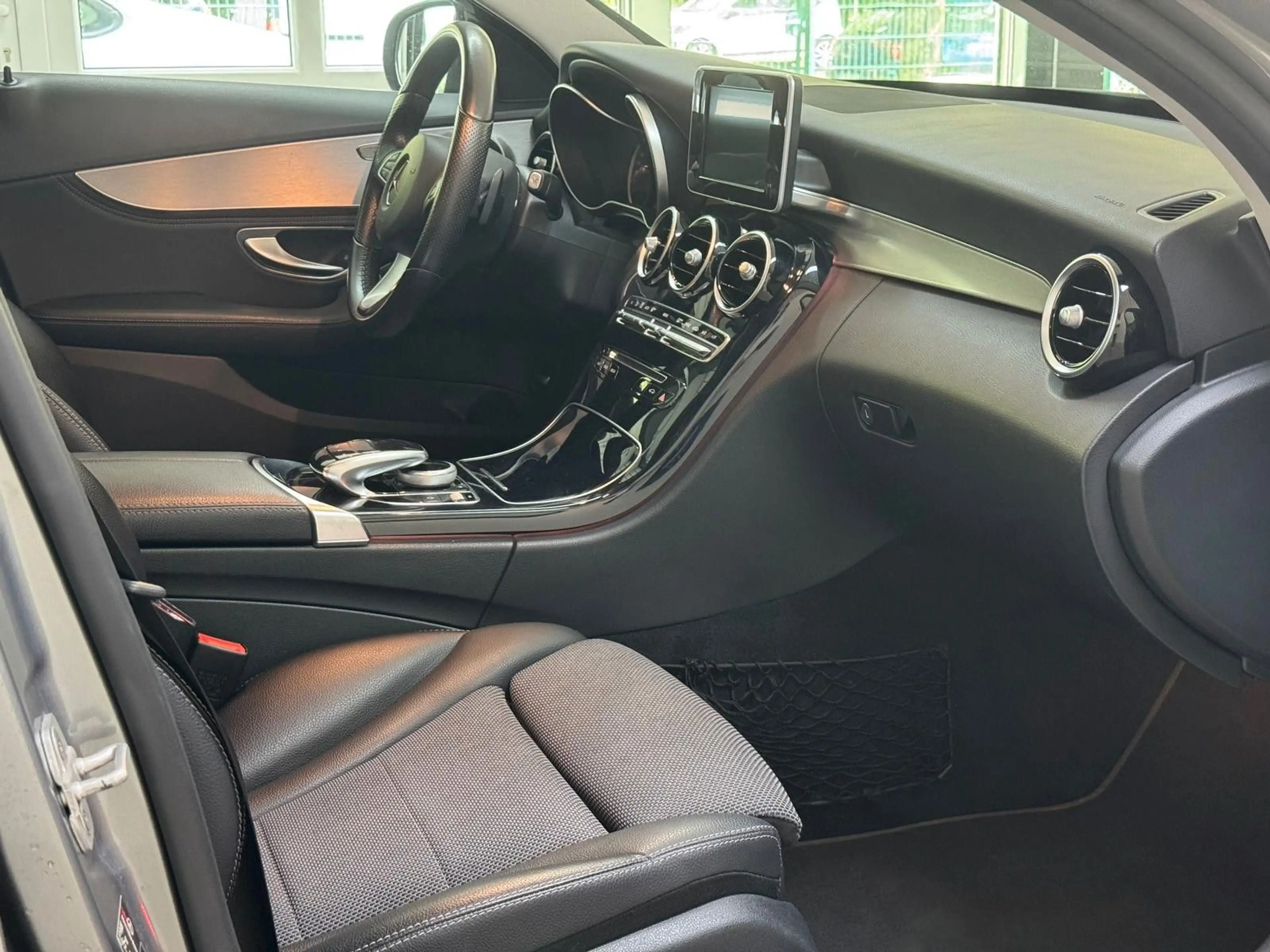 Mercedes-Benz C 180 CGI Avantgarde*Ambiente*Spurh.*Totwinkel* — photo 24
