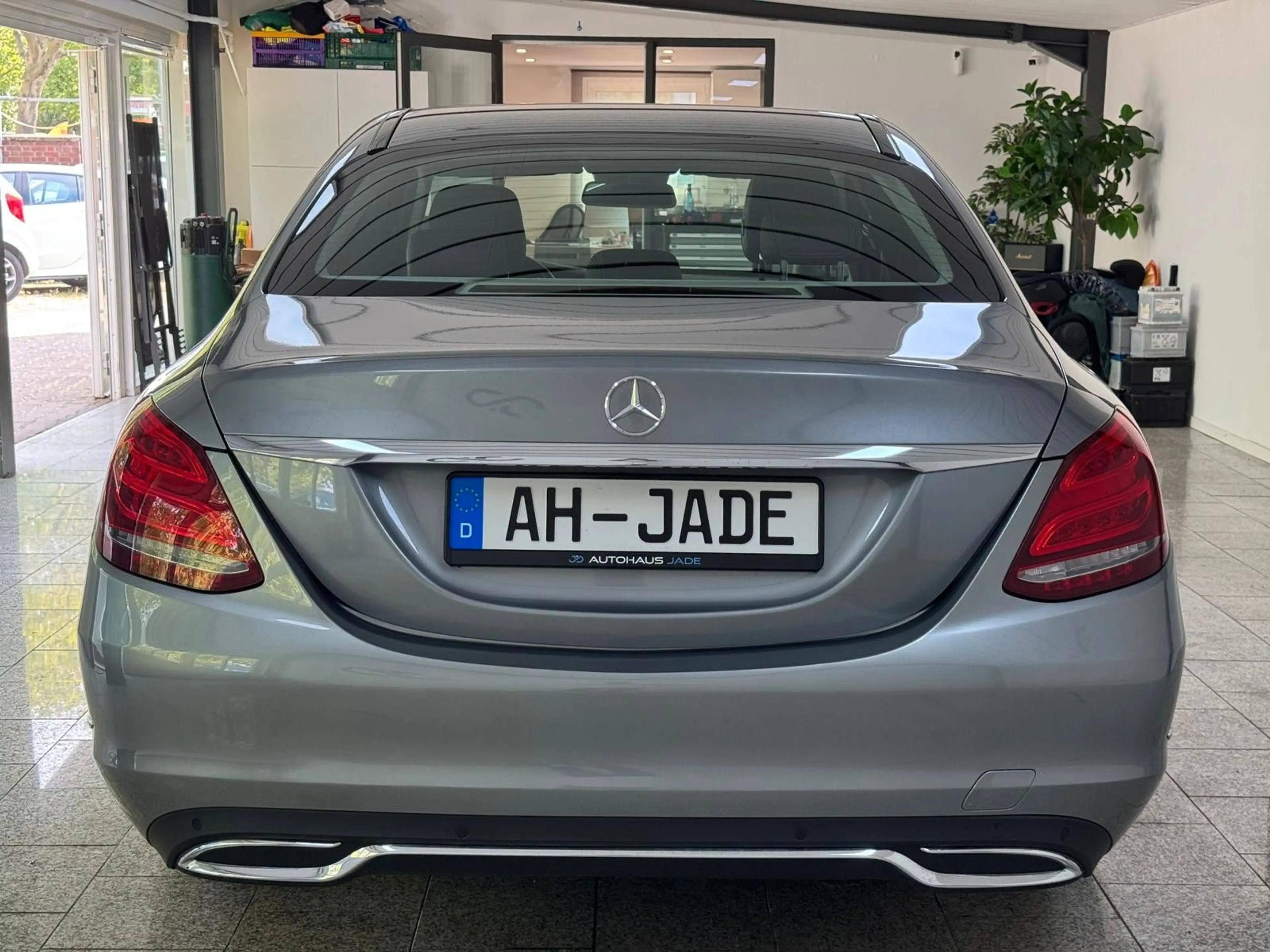 Mercedes-Benz C 180 CGI Avantgarde*Ambiente*Spurh.*Totwinkel* — photo 6
