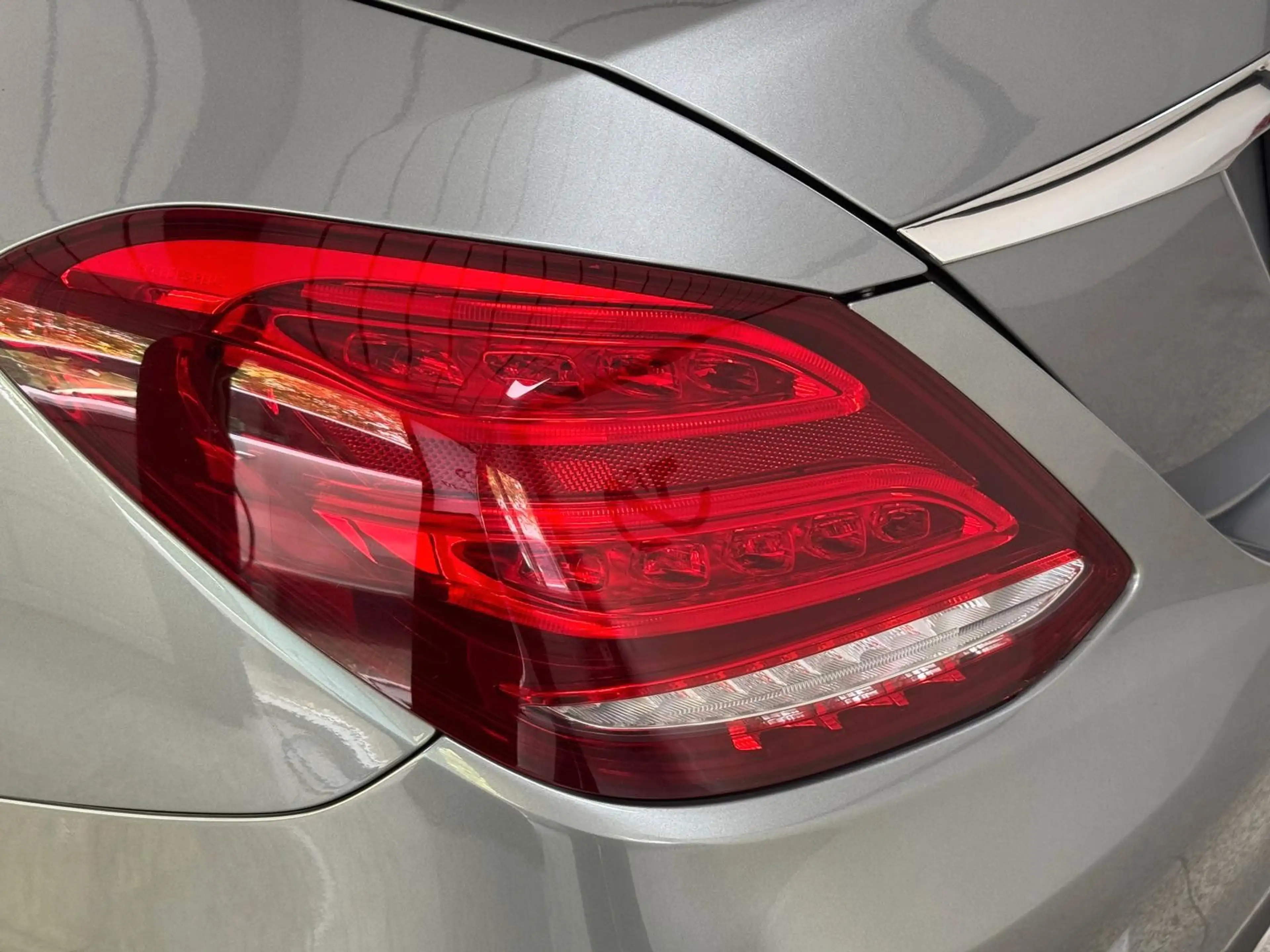 Mercedes-Benz C 180 CGI Avantgarde*Ambiente*Spurh.*Totwinkel* — photo 13