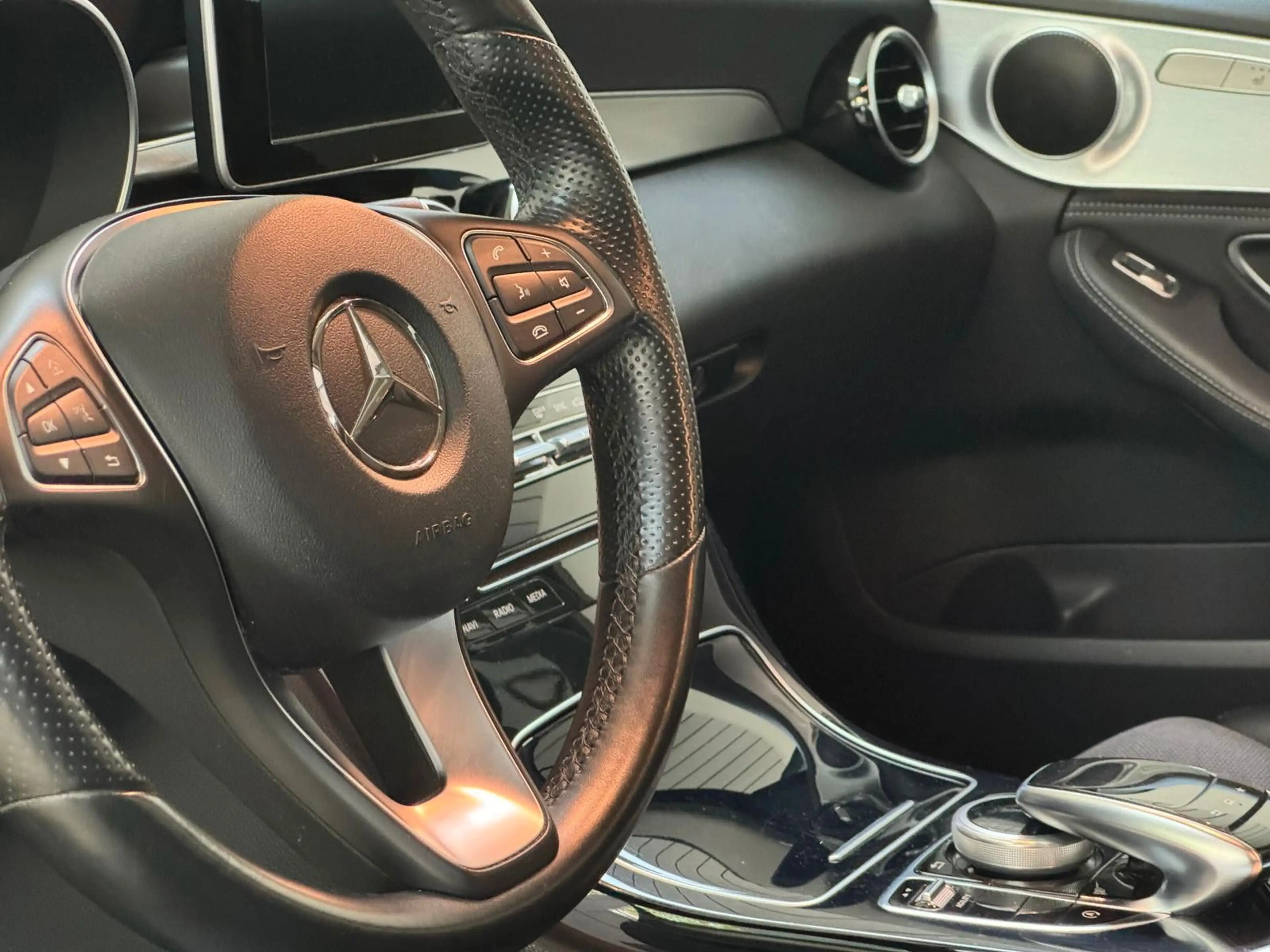 Mercedes-Benz C 180 CGI Avantgarde*Ambiente*Spurh.*Totwinkel* — photo 30