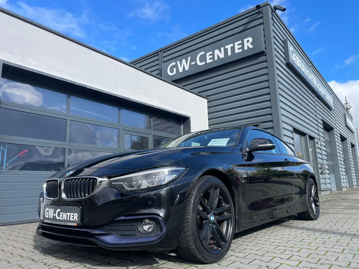 BMW 420 d Coupe Sport Line / LED / LEDER / NAVI / WR Noir - 1