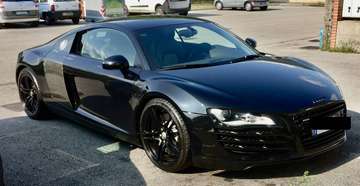 R8 Coupe 4.2 V8 quattro r-tronic