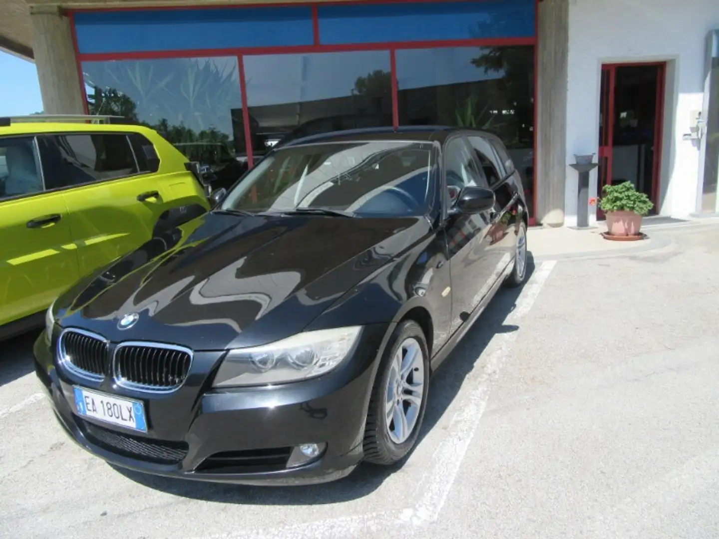 BMW 320 d Touring Eletta Nero - 1