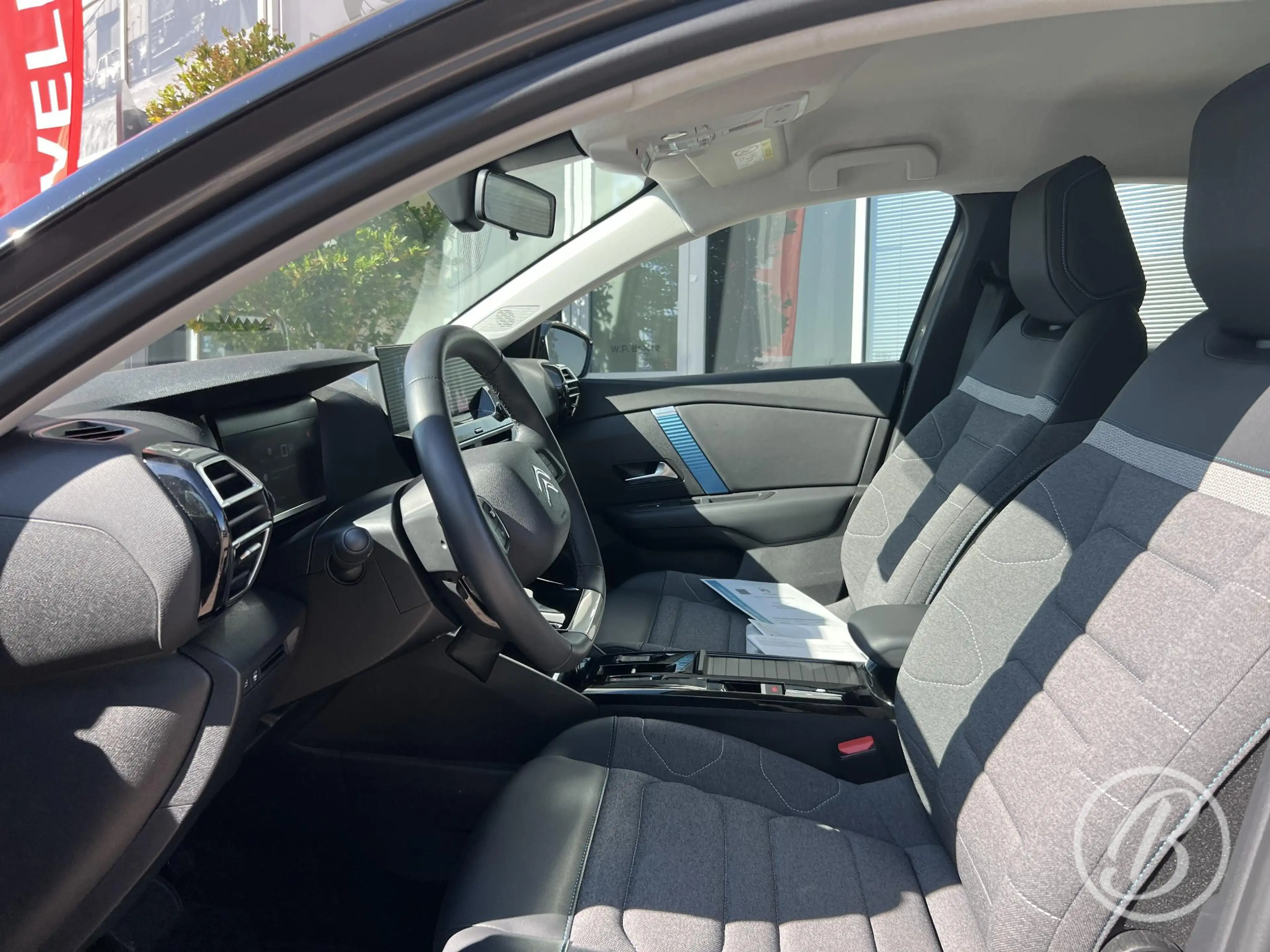 Citroen E-C4 Electric Feel Pack 50 kWh 136 pk Automaat — photo 6