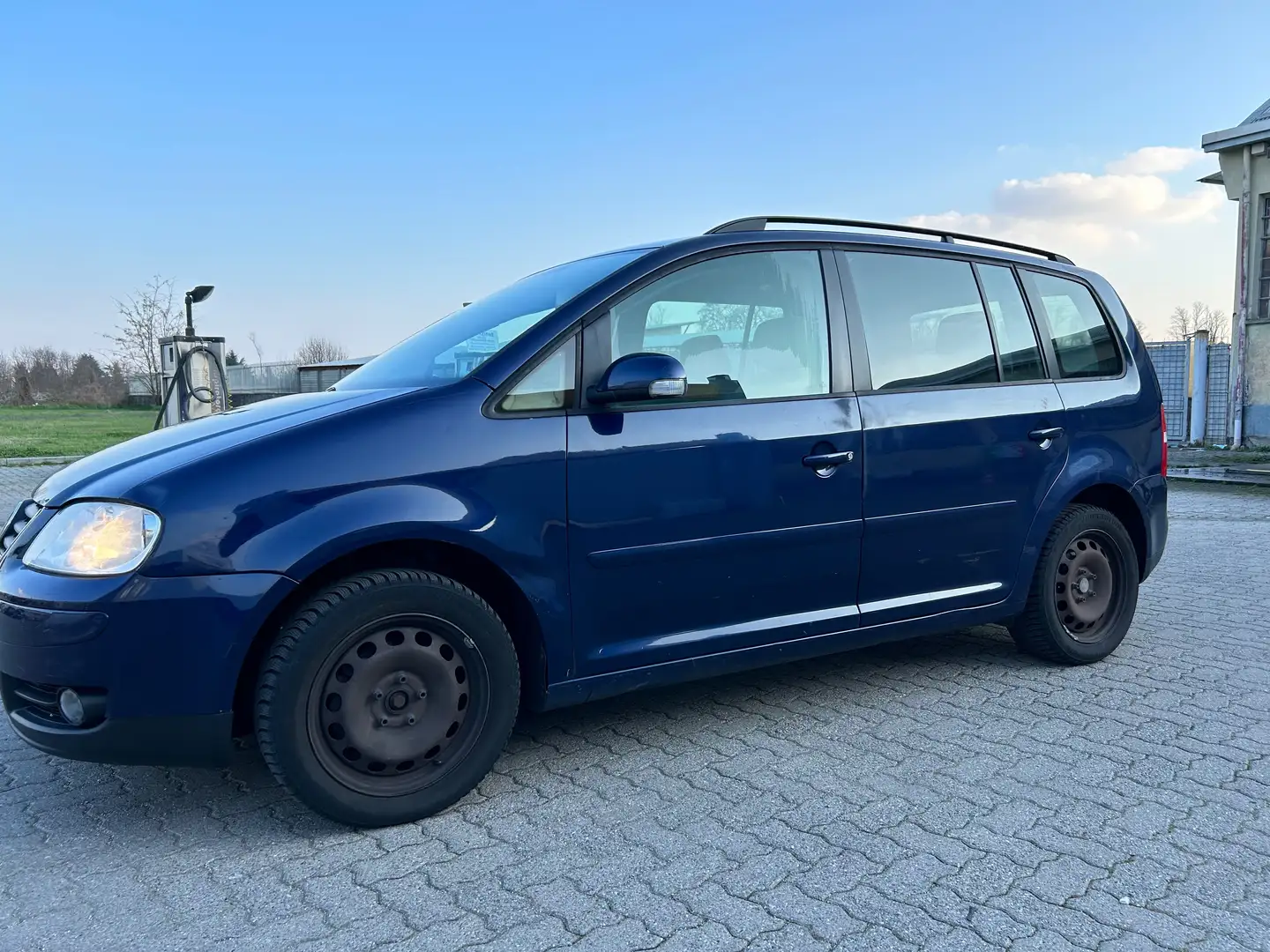 Volkswagen Touran Touran 1.9 tdi Highline Blu/Azzurro - 2